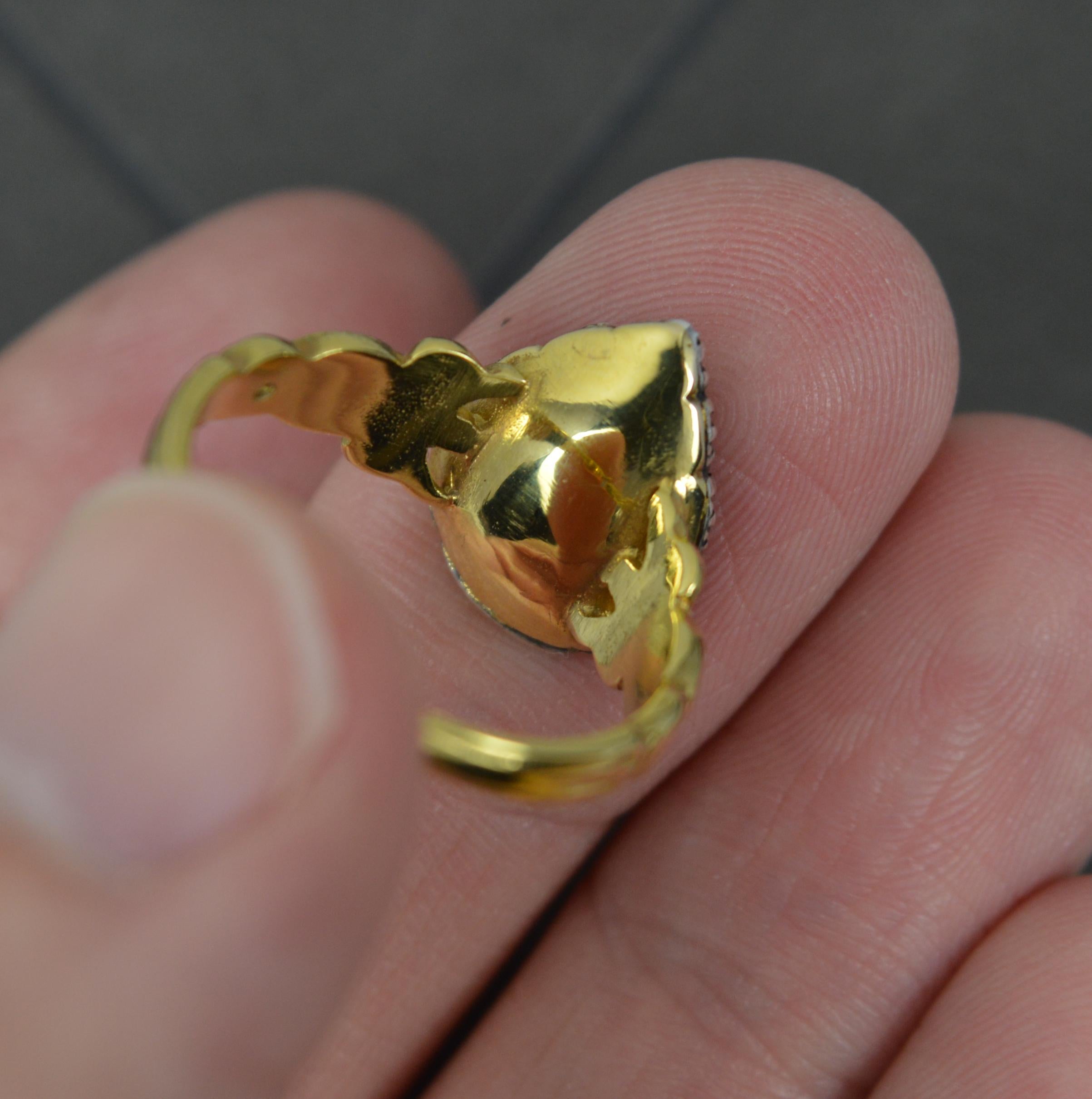 Cluster-Ring aus 18 Karat Gold mit georgianischem Foiled-Rubin und Rosendiamant Damen