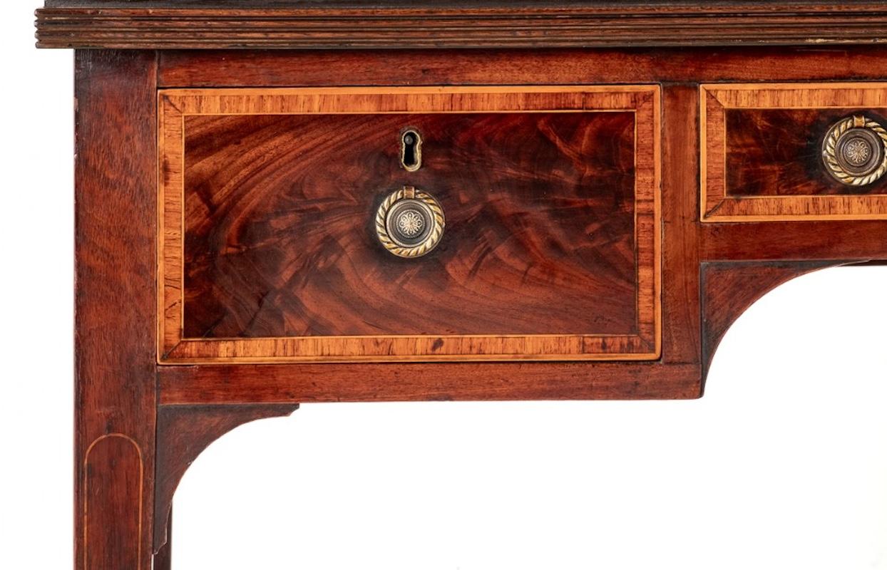 Georgian Desk Mahogany Writing Table Circa 1800 For Sale 3