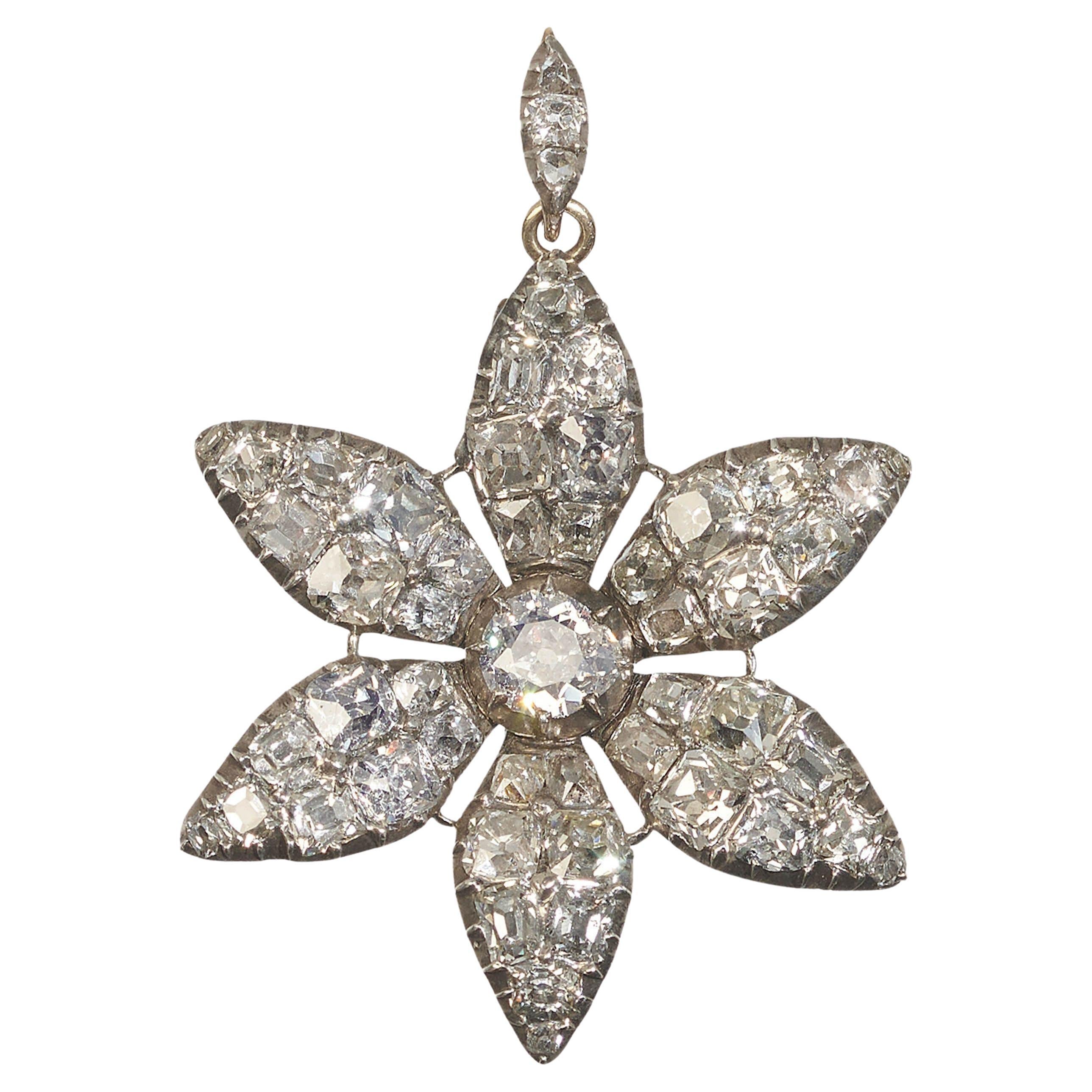 Georgian Diamond And Silver Flower Pendant, Circa 1790 For Sale