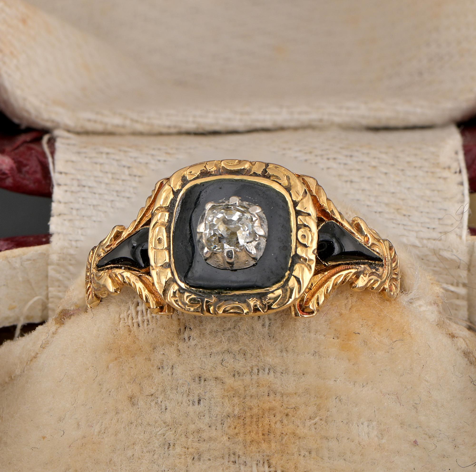 Georgischer Diamant Schwarz Emaille Medaillon Trauer 18 KT Ring (Georgian) im Angebot