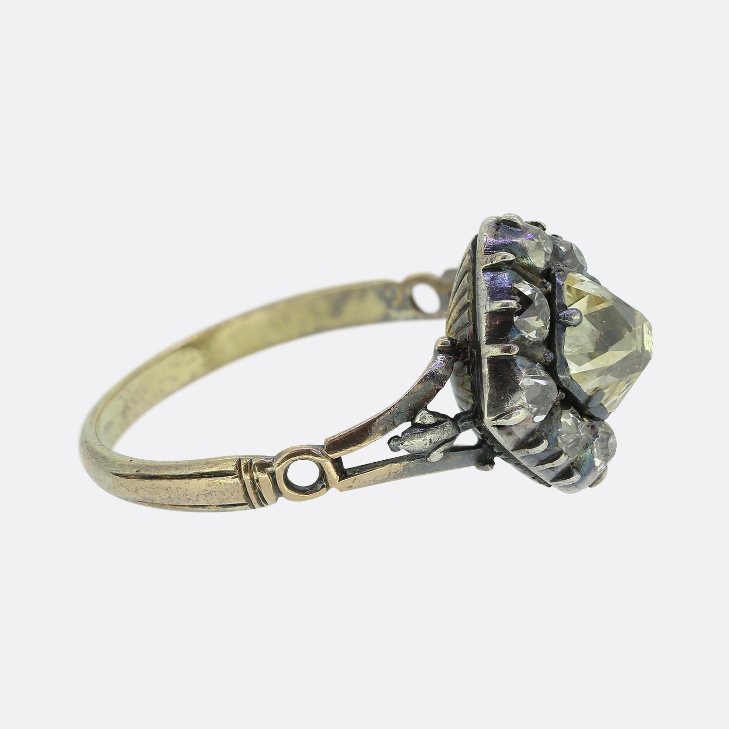 Georgischer Diamant-Cluster-Ring (Georgian) im Angebot