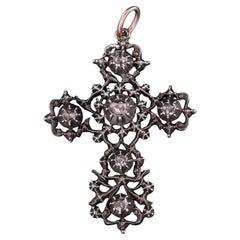 Colgante georgiano de plata con cruz de diamantes