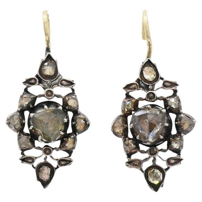 Orecchini di diamanti georgiani in oro e argento con design floreale in vendita