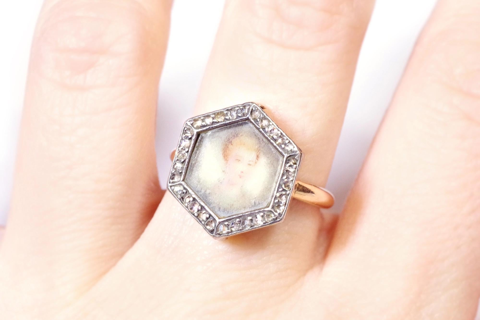 Georgian diamond portrait ring in 18k gold and silver, transformable ring In Good Condition For Sale In PARIS, FR