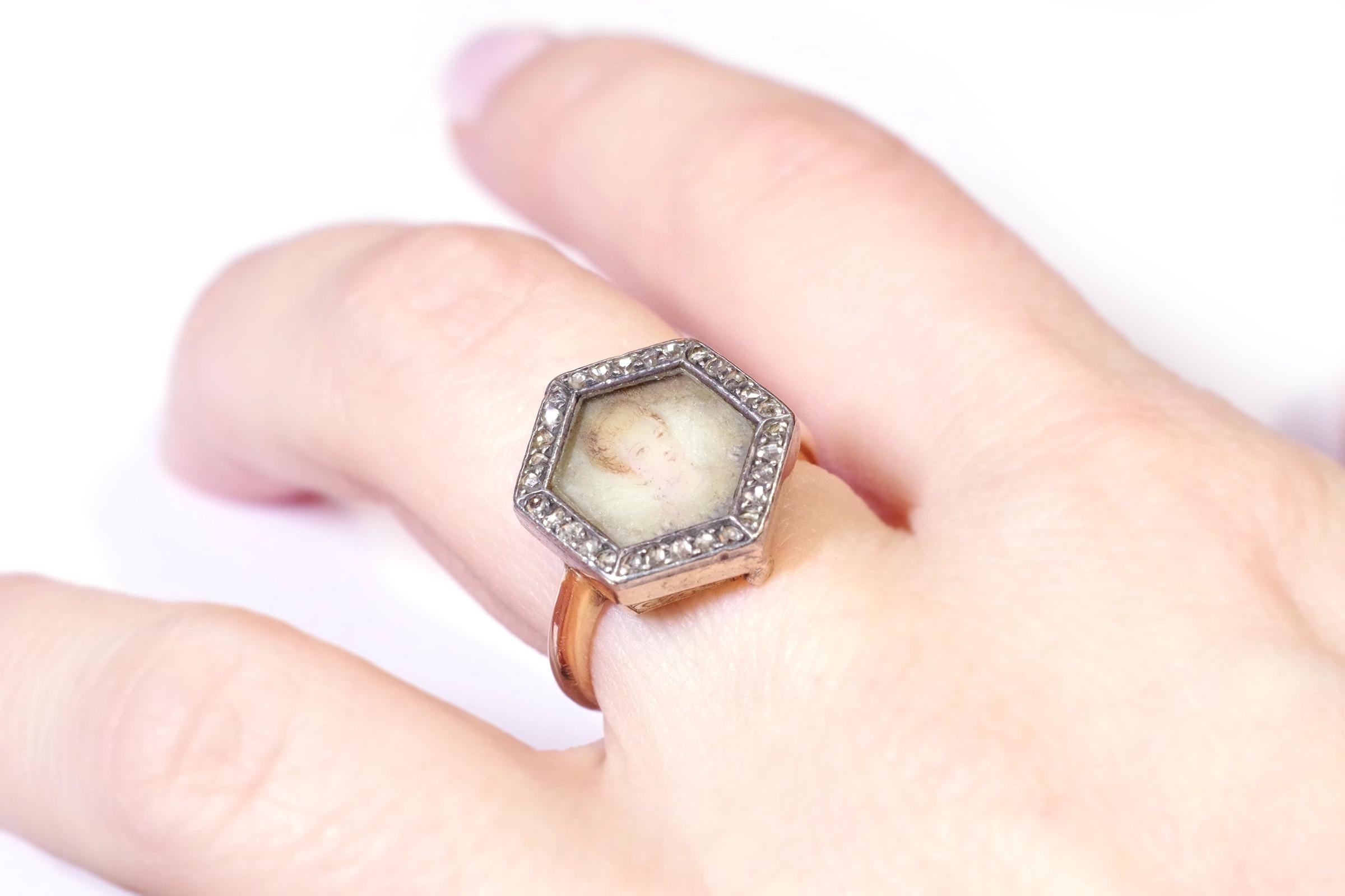 Georgian diamond portrait ring in 18k gold and silver, transformable ring For Sale 1