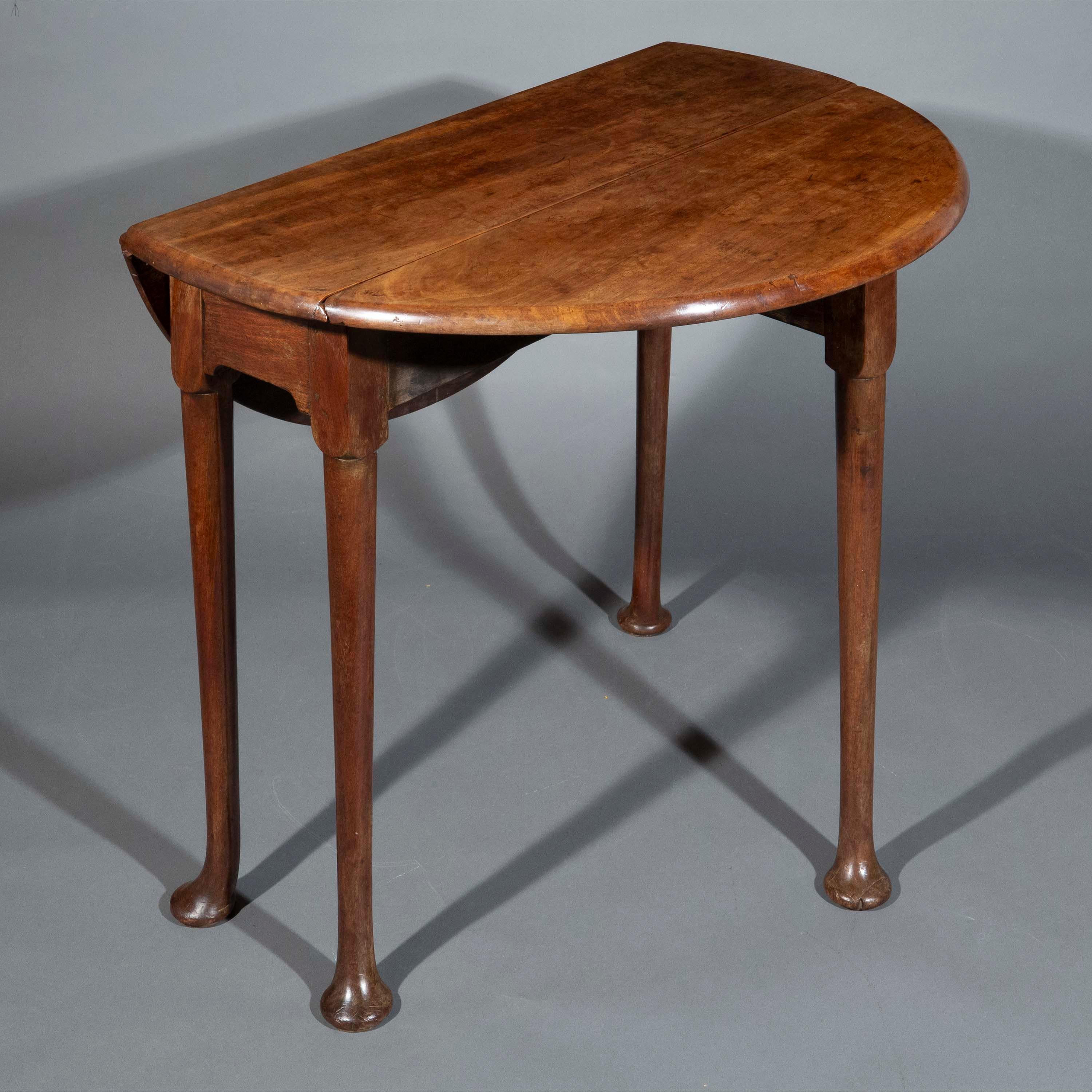 Georgian Drop-Leaf Table In Good Condition For Sale In Richmond, London