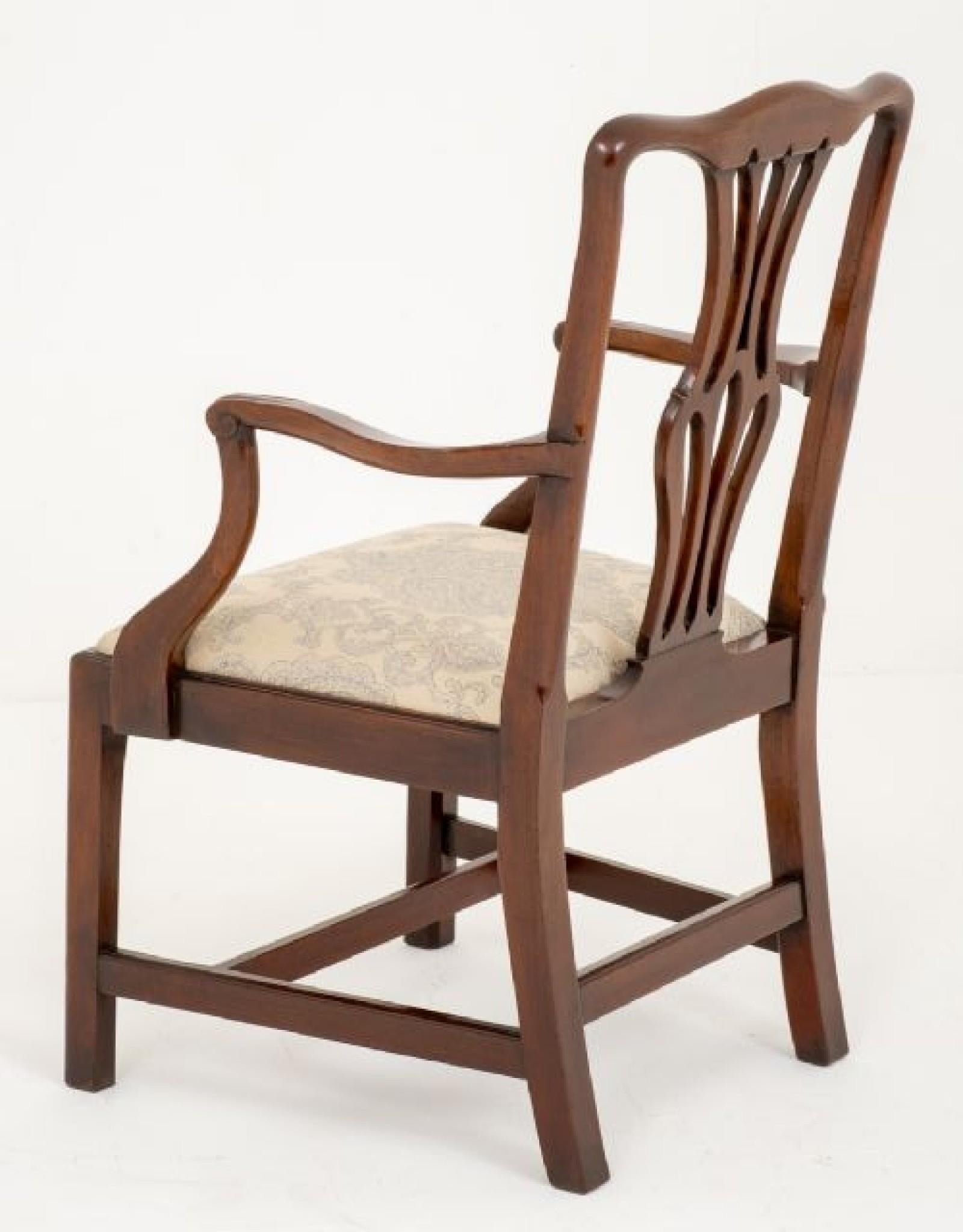 Sedia a gomito georgiana con braccio in mogano, 1860 in vendita 2