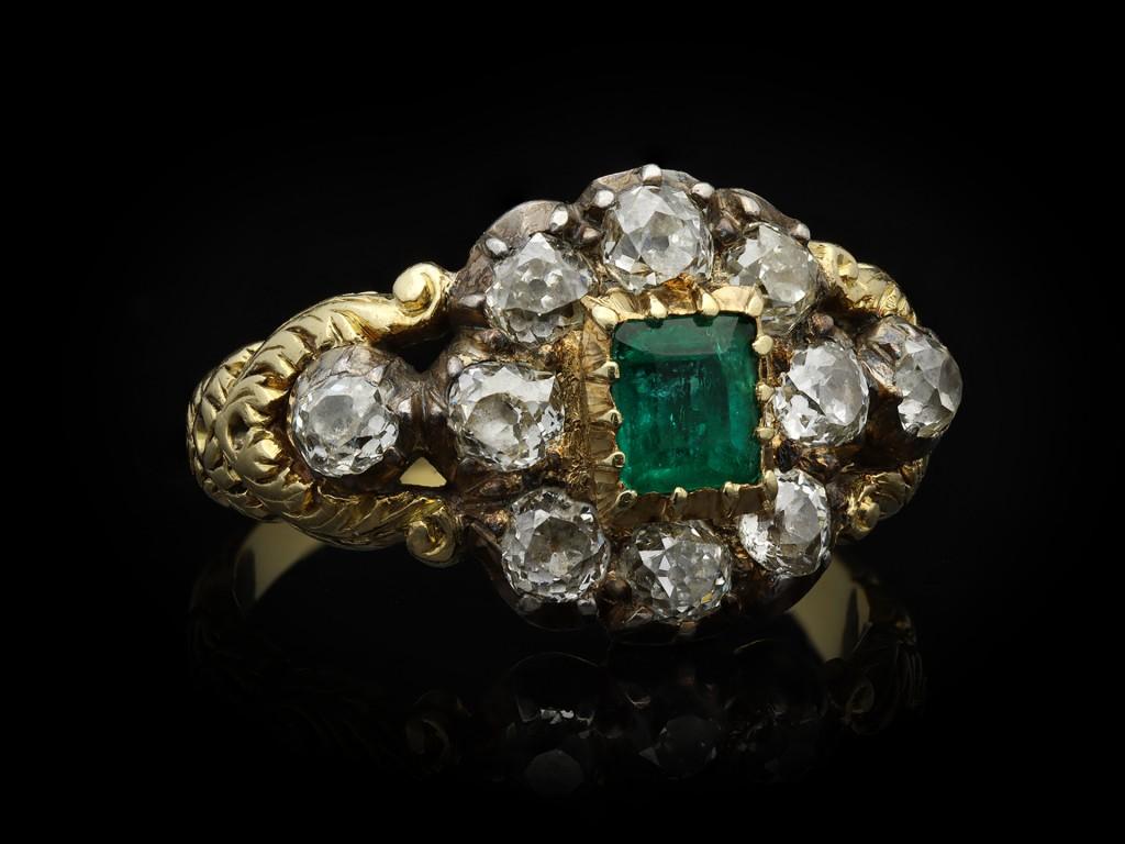 Women's or Men's Georgian Emerald and Diamond Cluster Ring, circa 1820