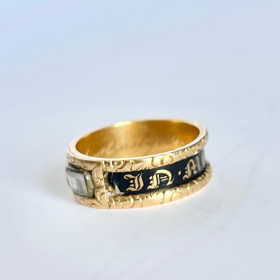 Georgian Enamel and 18 Carat Gold Mourning Band In Good Condition For Sale In Chipping Campden, GB