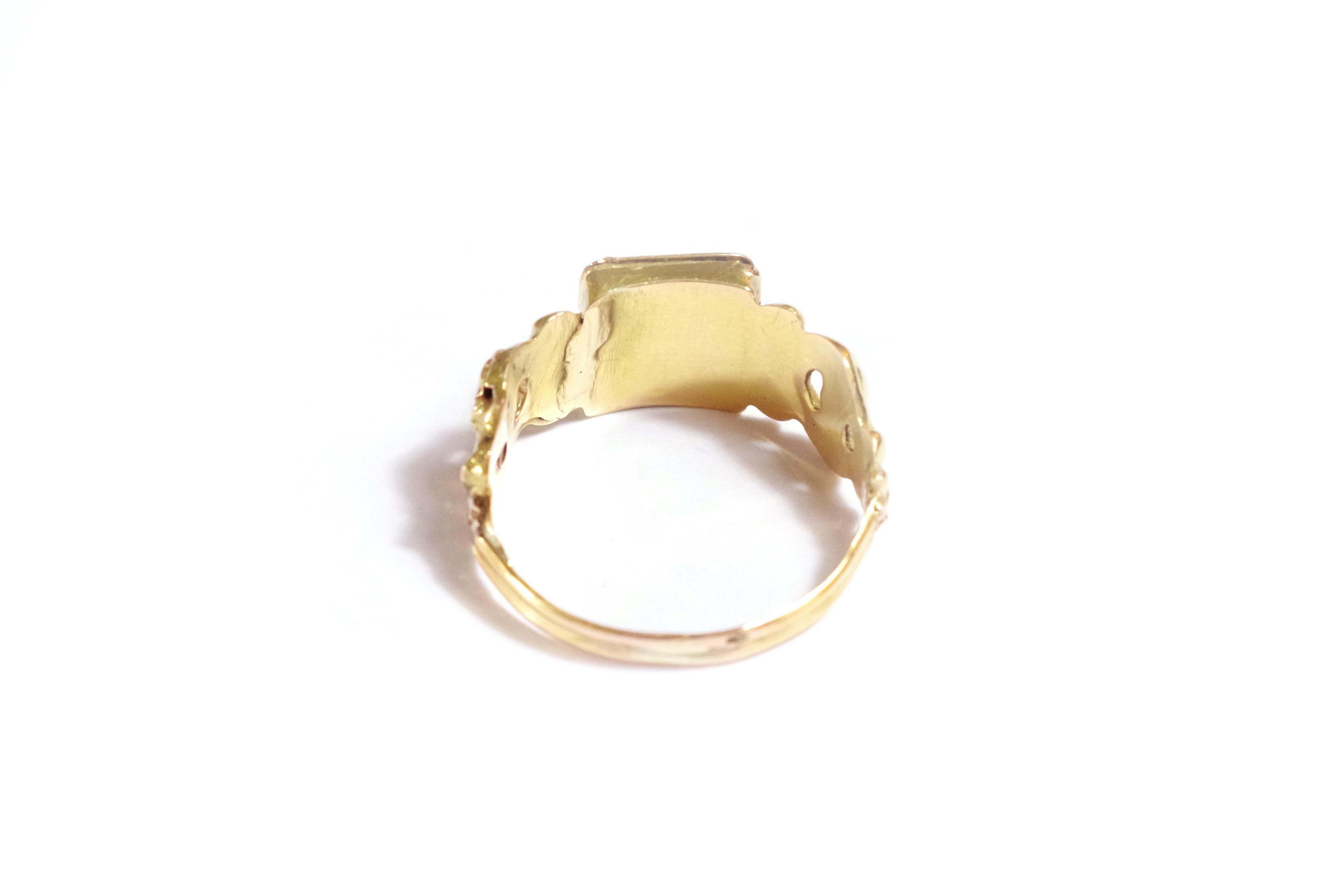 antique locket ring