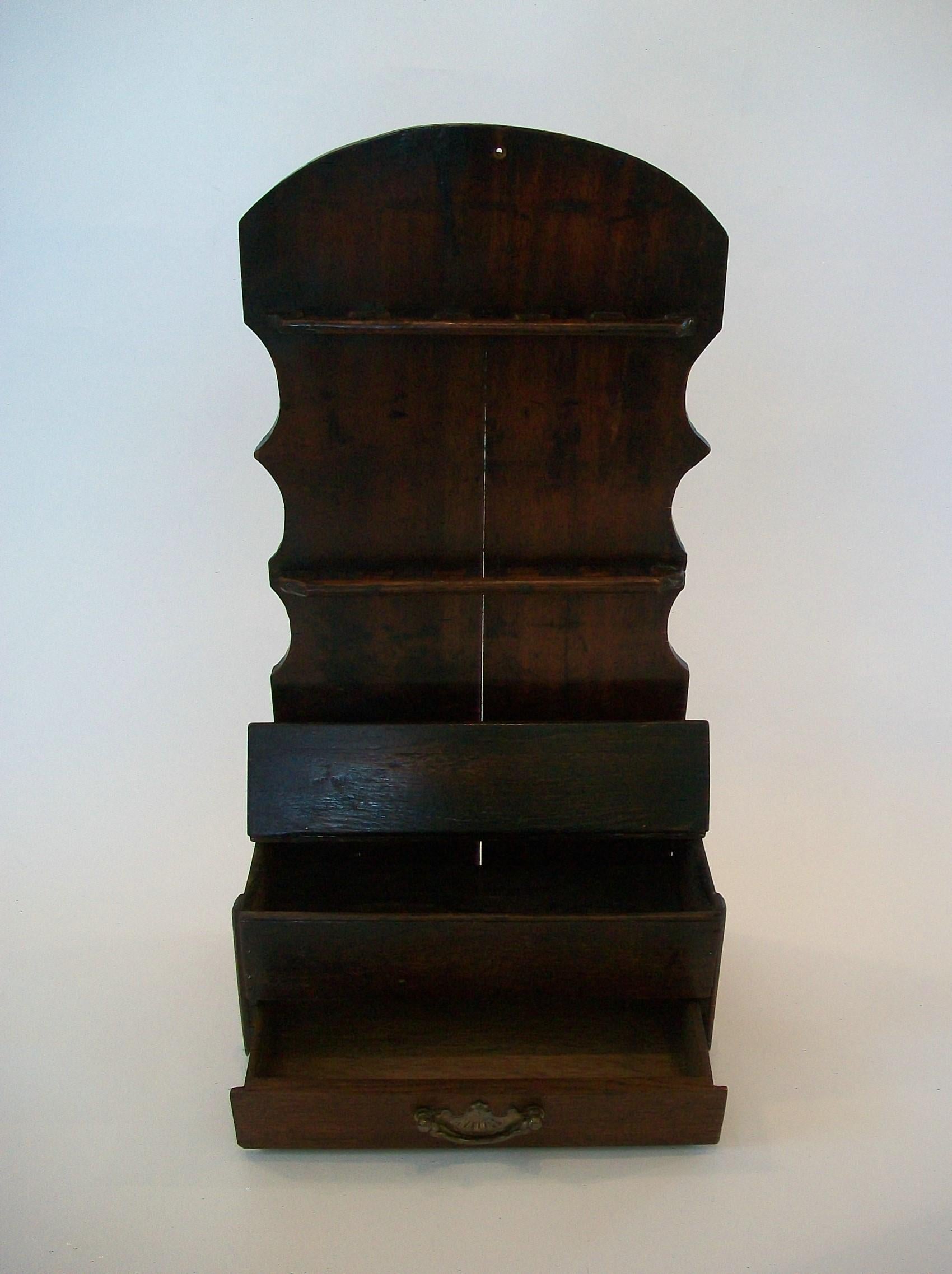 Georgianischer englischer Eichenholz-Löffelständer – Vereinigtes Königreich – um 1790 (18. Jahrhundert) im Angebot