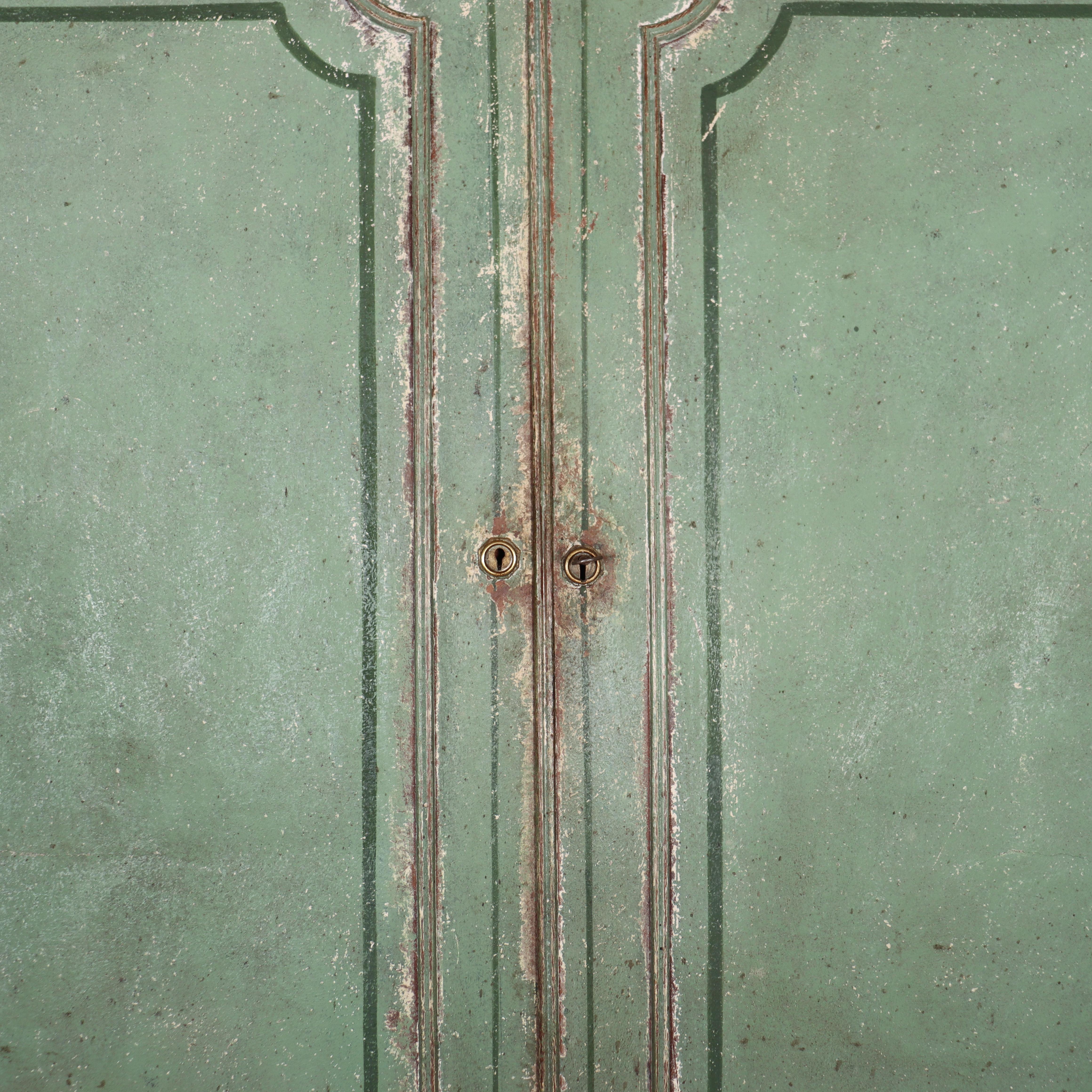 Oak Georgian English Painted Linen Cupboard For Sale
