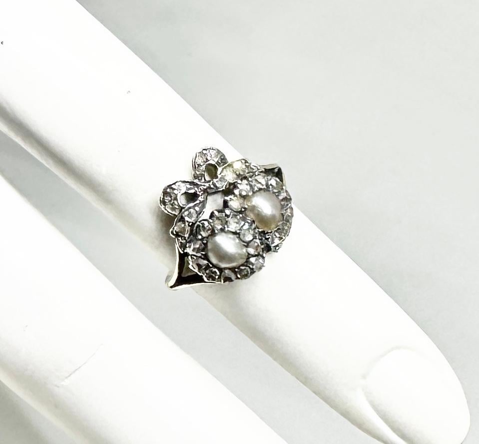 Georgian Entwined Heart Ring Rose Cut Diamond Pearl Antique Engagement Ring 1820 In Excellent Condition For Sale In New York, NY