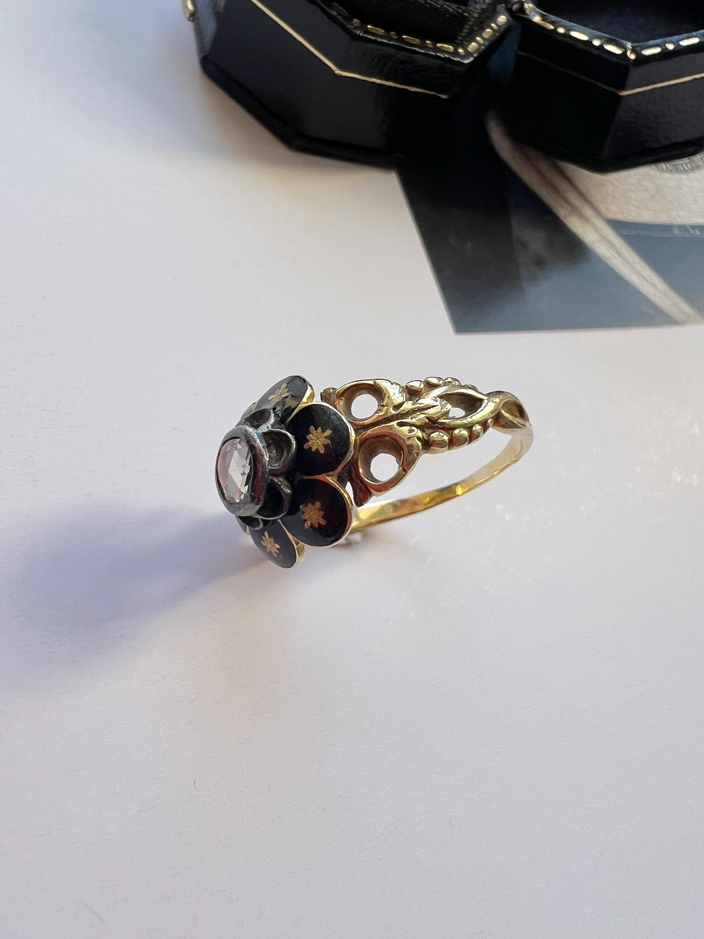 Women's or Men's Georgian era 18K gold black enamel diamond flower ring