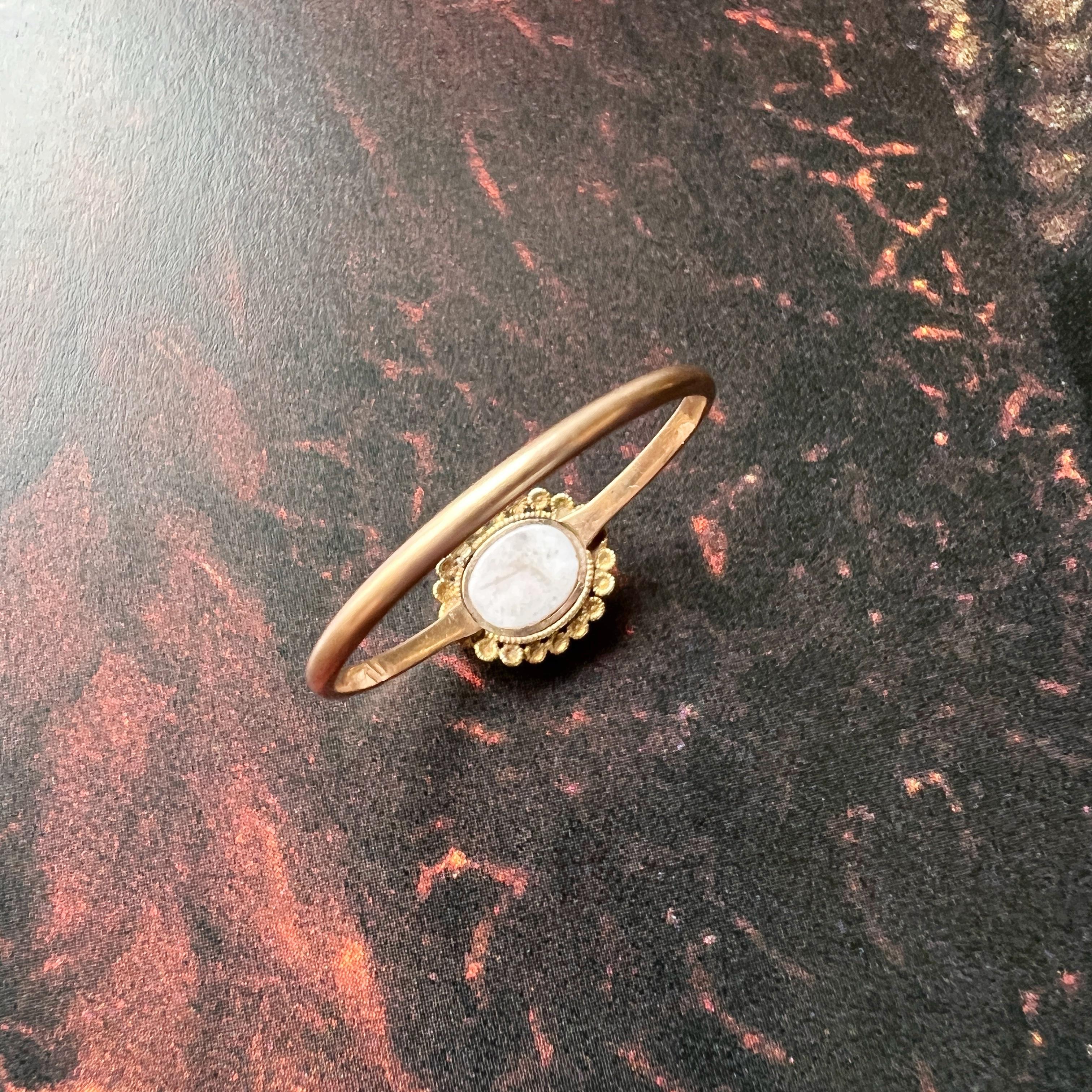 Georgianische Ära 18K Gold Emaille Souvenir Erinnerung Ring im Angebot 1