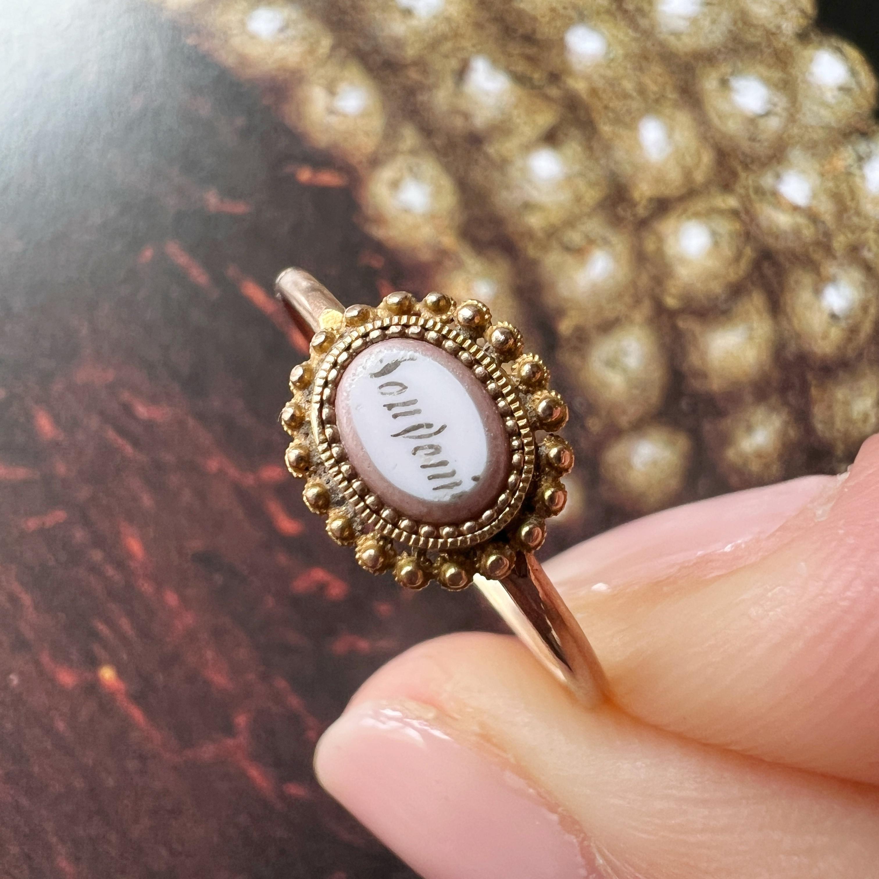 Georgian era 18K gold enamel “Souvenir” memory ring For Sale 4