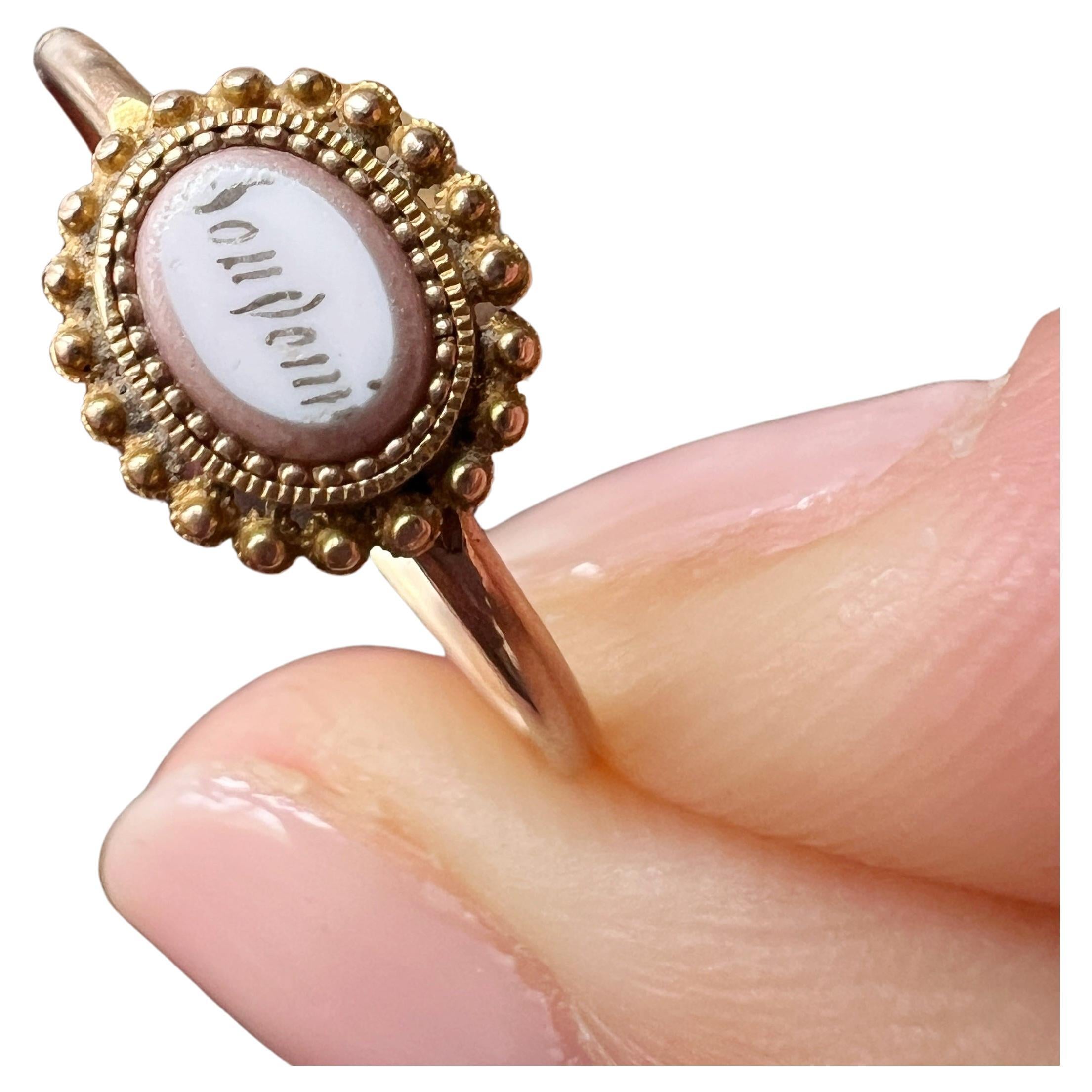 Georgianische Ära 18K Gold Emaille Souvenir Erinnerung Ring im Angebot