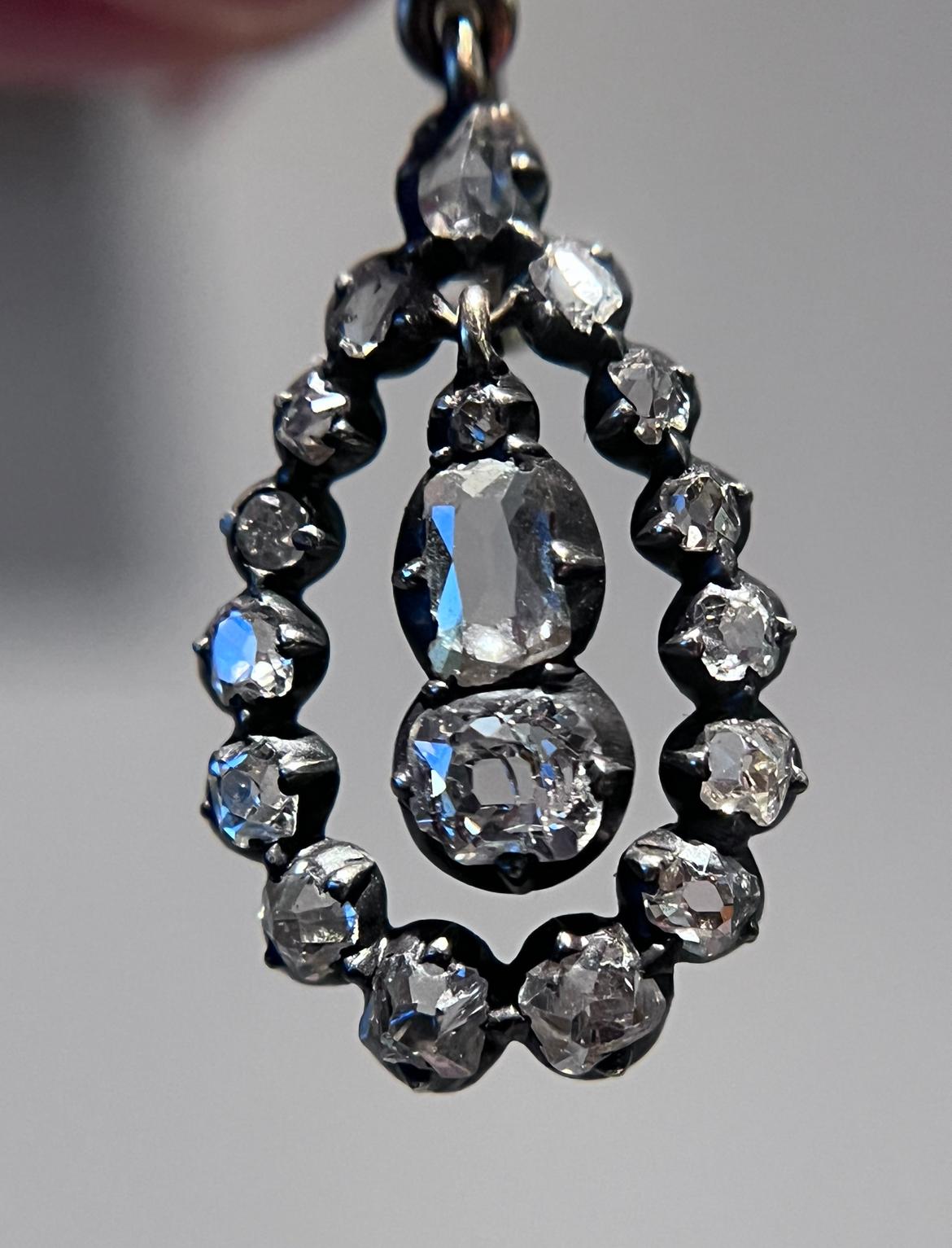 Orecchini con diamanti di epoca georgiana In condizioni buone in vendita a Houston, TX