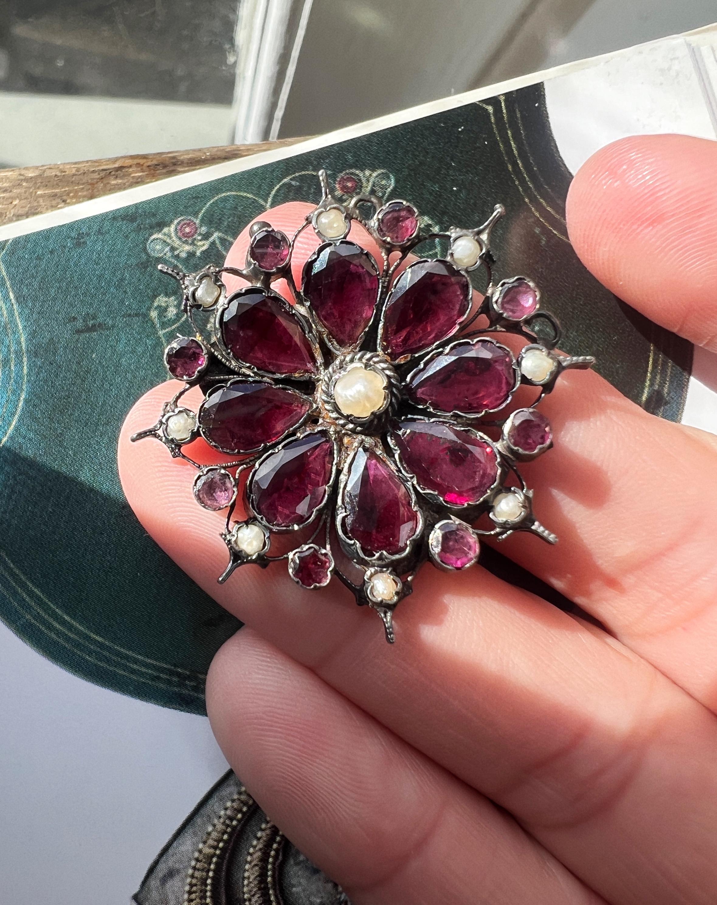 Bead Georgian Era Flat Cut Purplish Red Almandine Garnet Seed Pearl Flower Brooch