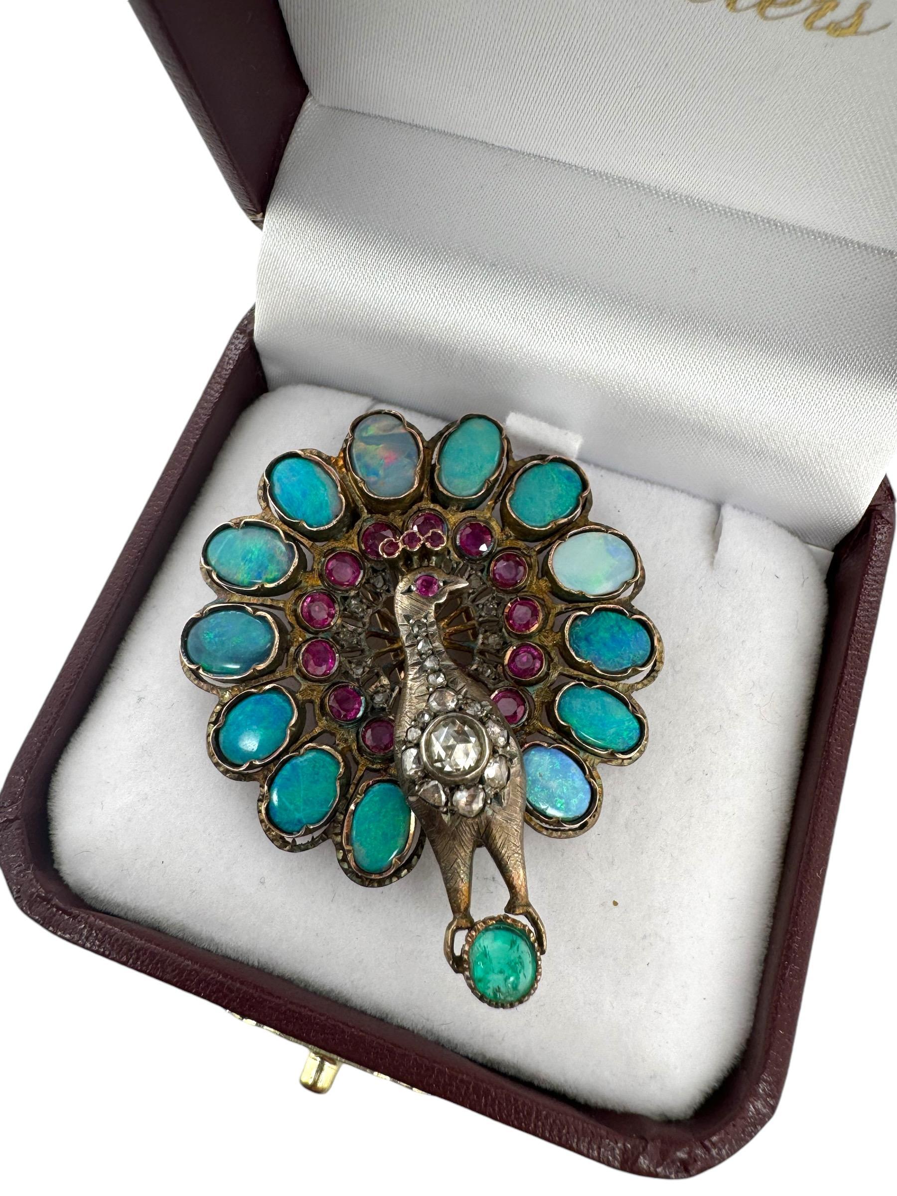 Broche pavo real de la época georgiana Ópalo Rubí Esmeralda Diamante y Zafiro en venta 6