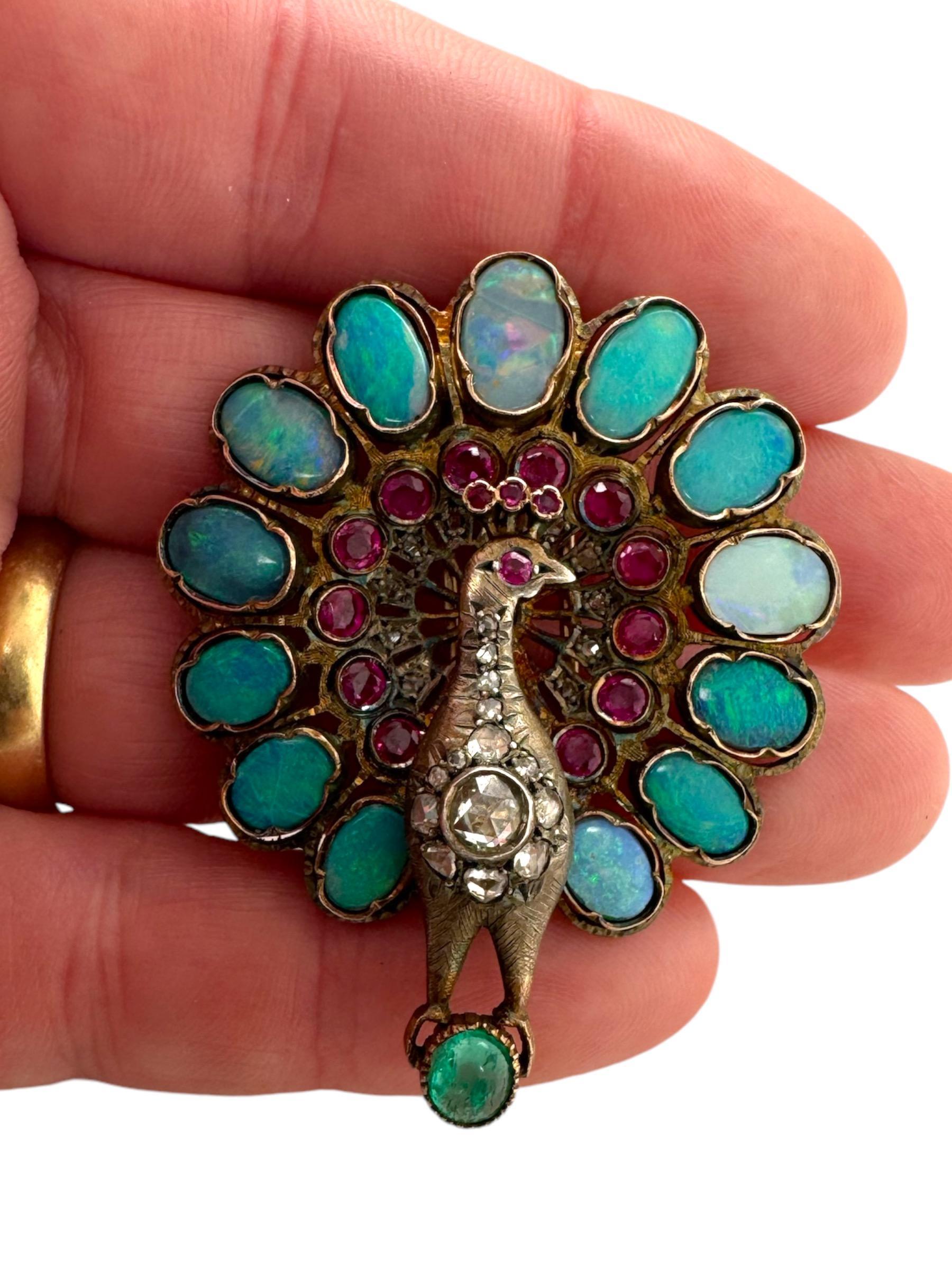 Broche pavo real de la época georgiana Ópalo Rubí Esmeralda Diamante y Zafiro en venta 7