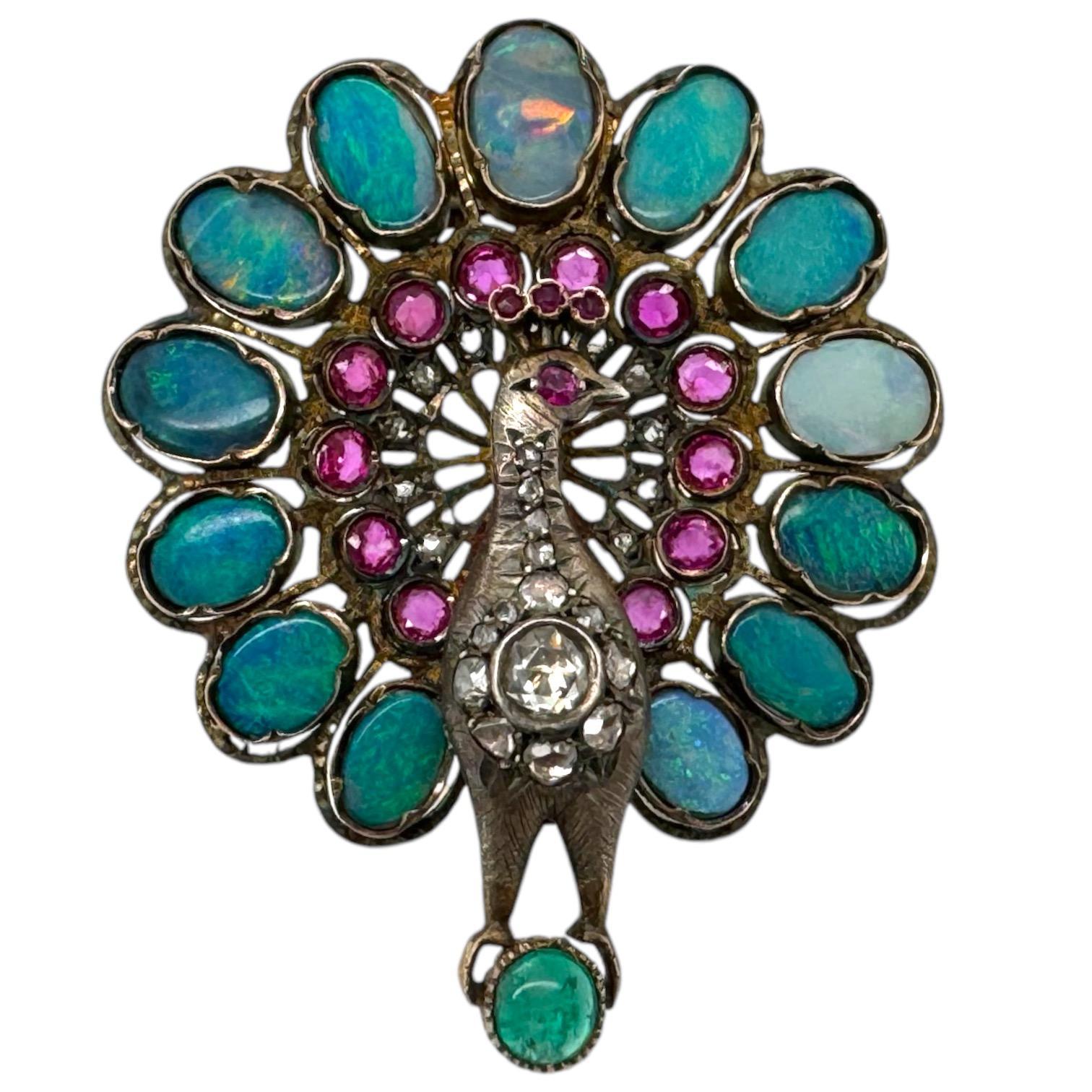 Broche pavo real de la época georgiana Ópalo Rubí Esmeralda Diamante y Zafiro en Bueno estado para la venta en Montgomery, AL