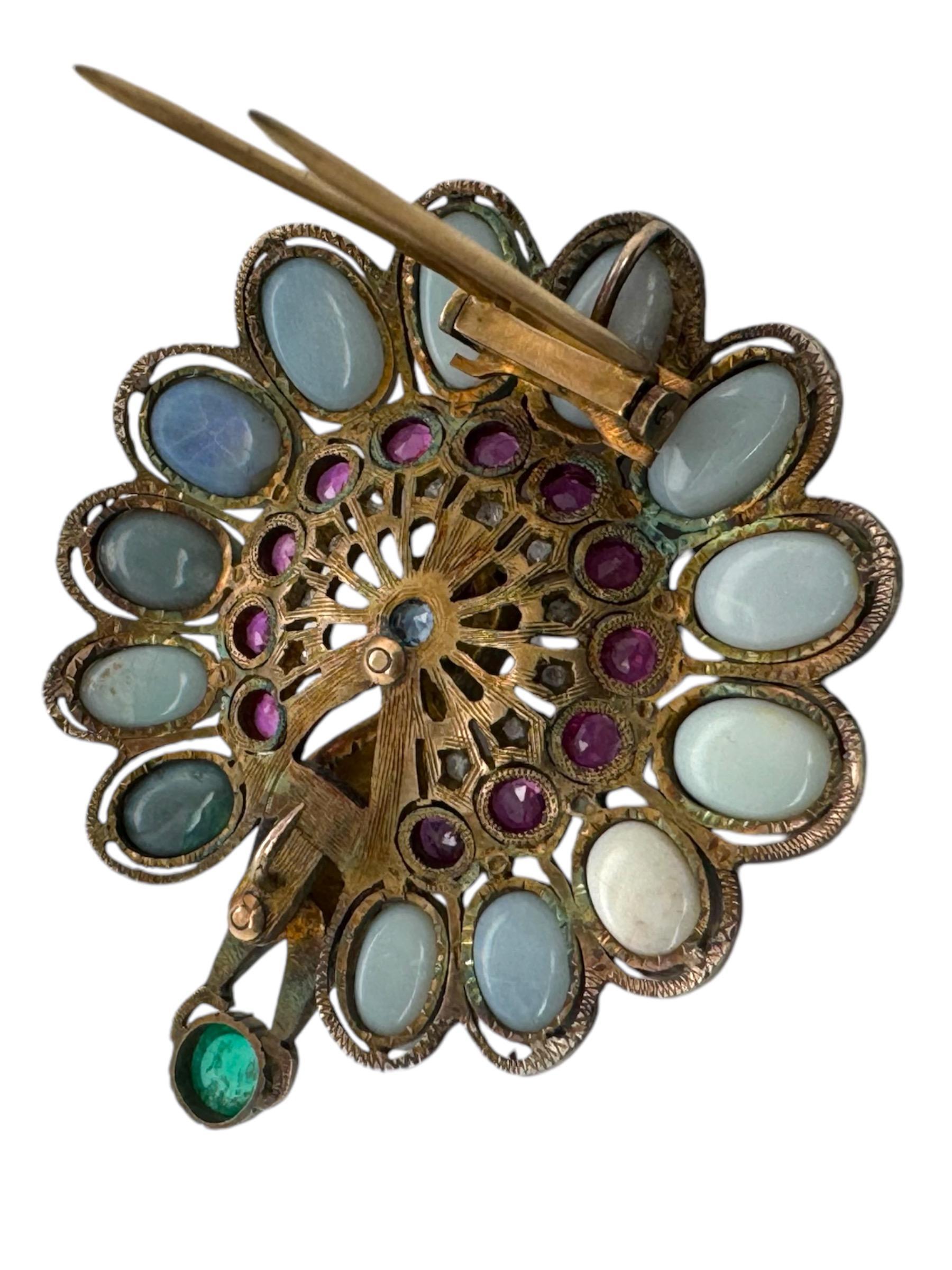 Broche pavo real de la época georgiana Ópalo Rubí Esmeralda Diamante y Zafiro en venta 1