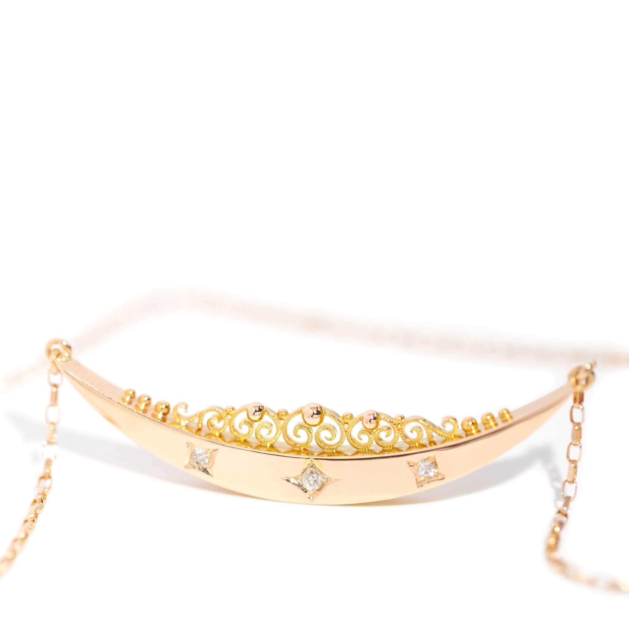 Georgiano Collana a mezzaluna con diamanti incastonati di epoca georgiana in oro 15 carati in vendita