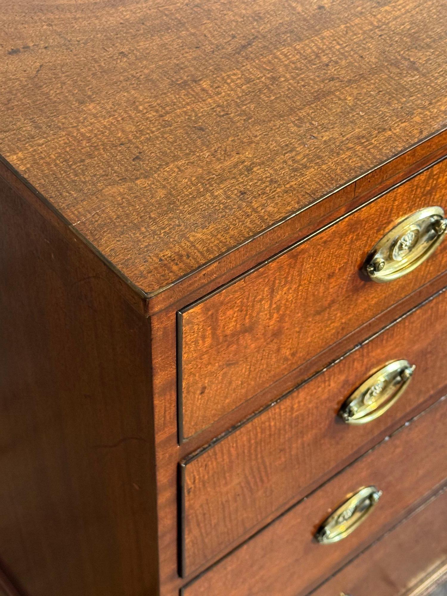 Georgian Fiddleback Mahogany Chest of Drawers In Good Condition In Grange-Over-Sands, GB