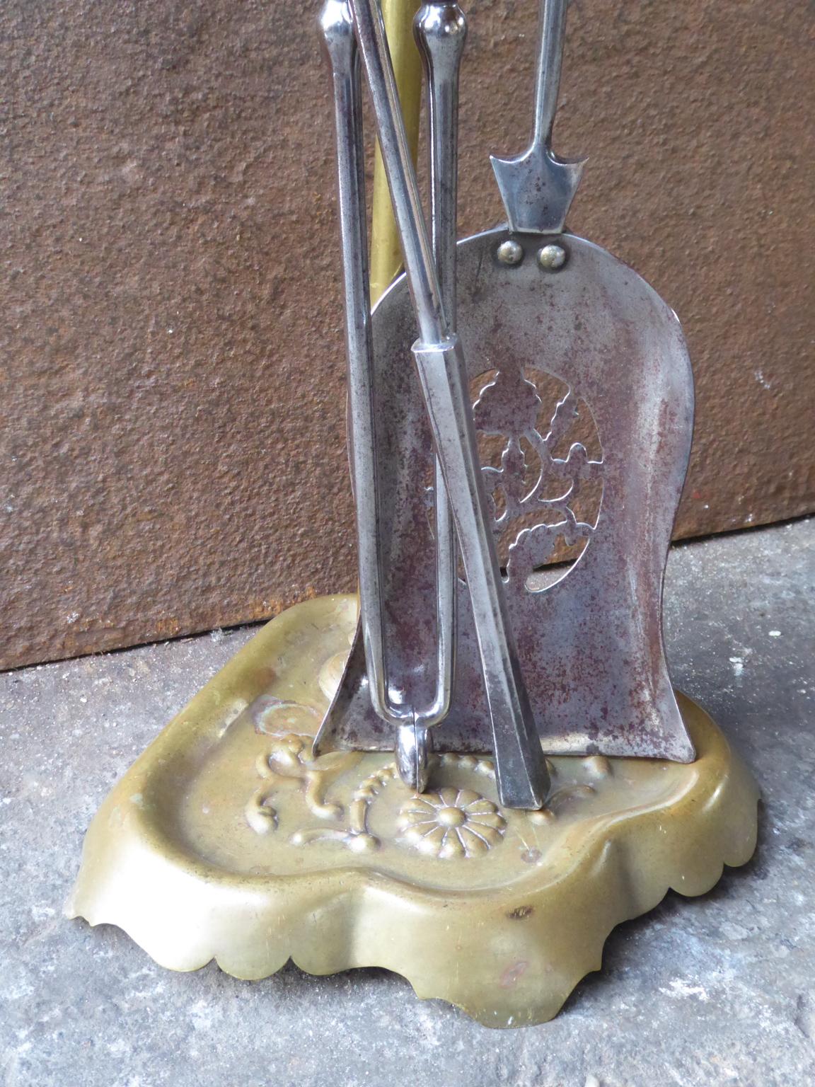 Ensemble d'outils de cheminée géorgiens, 18e-19e siècle Bon état - En vente à Amerongen, NL