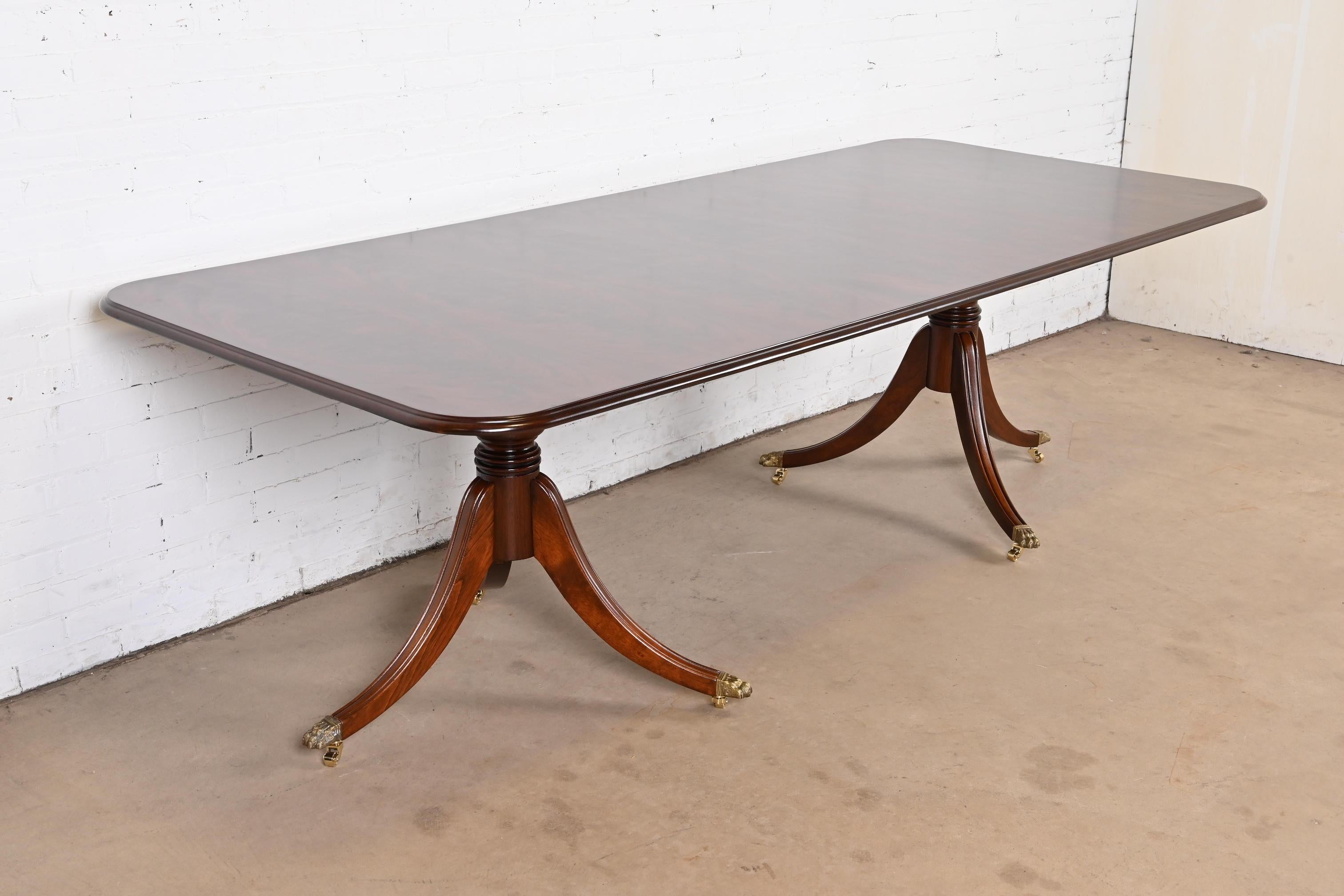 Georgian Flame Mahogany Double Pedestal Dining Table, Newly Refinished For Sale 1