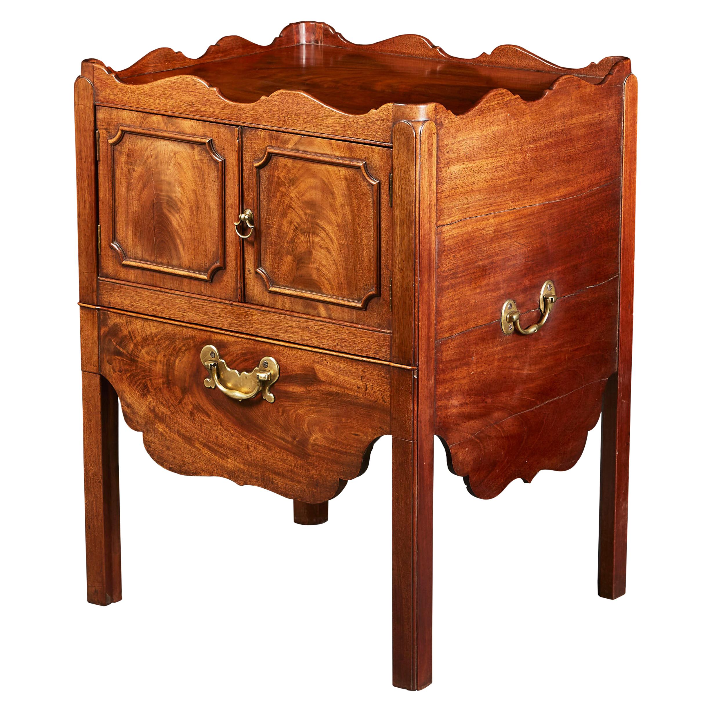 Georgian Flame Mahogany Wood Bedside Cabinet with Brass Handles
