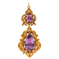 Ciondolo georgiano in oro giallo 18 ct. con ametista e topazio rosa repoussé