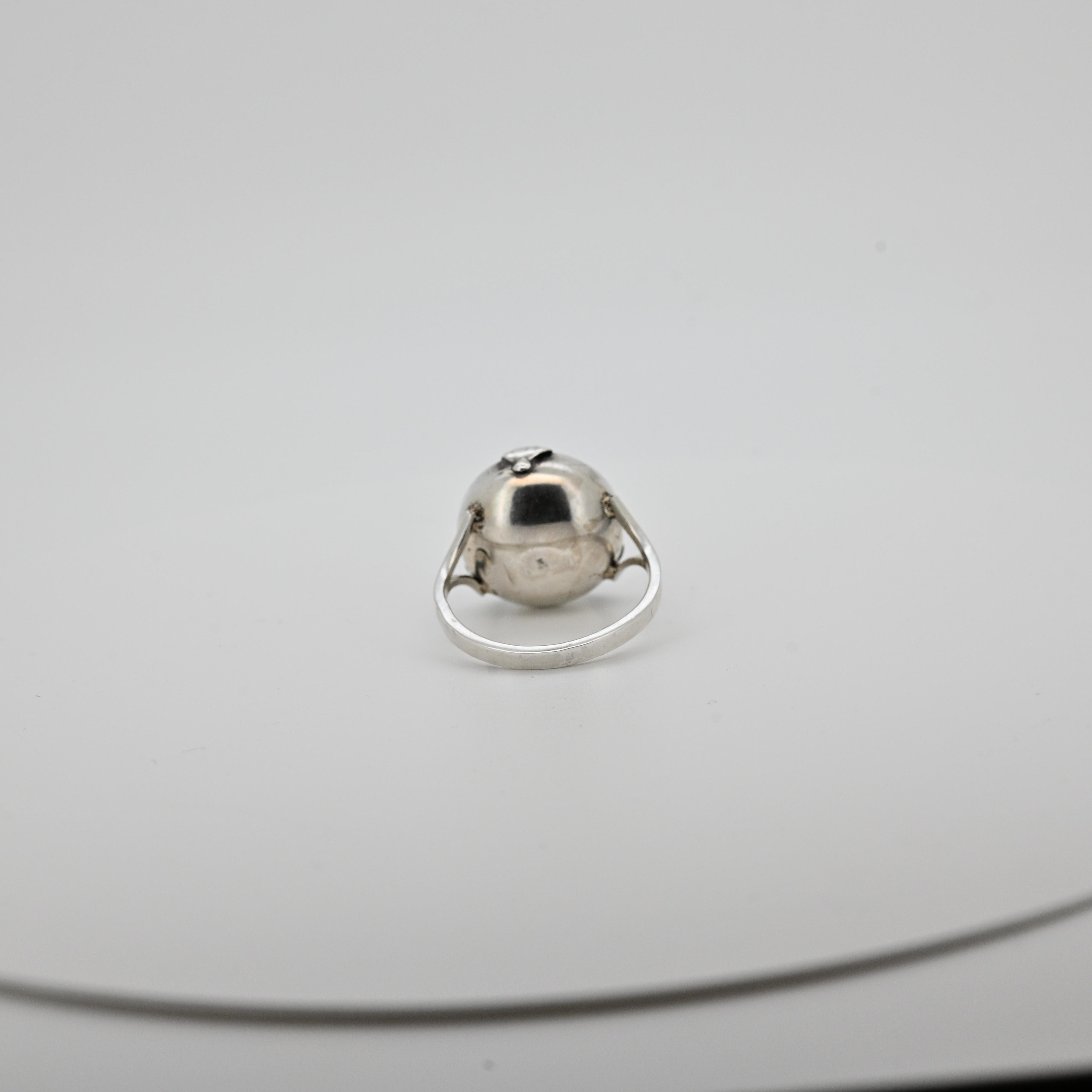 Anillo georgiano de cristal de roca con dorso perfilado Tamaño 9,5 Plata de ley Corte rosa en venta