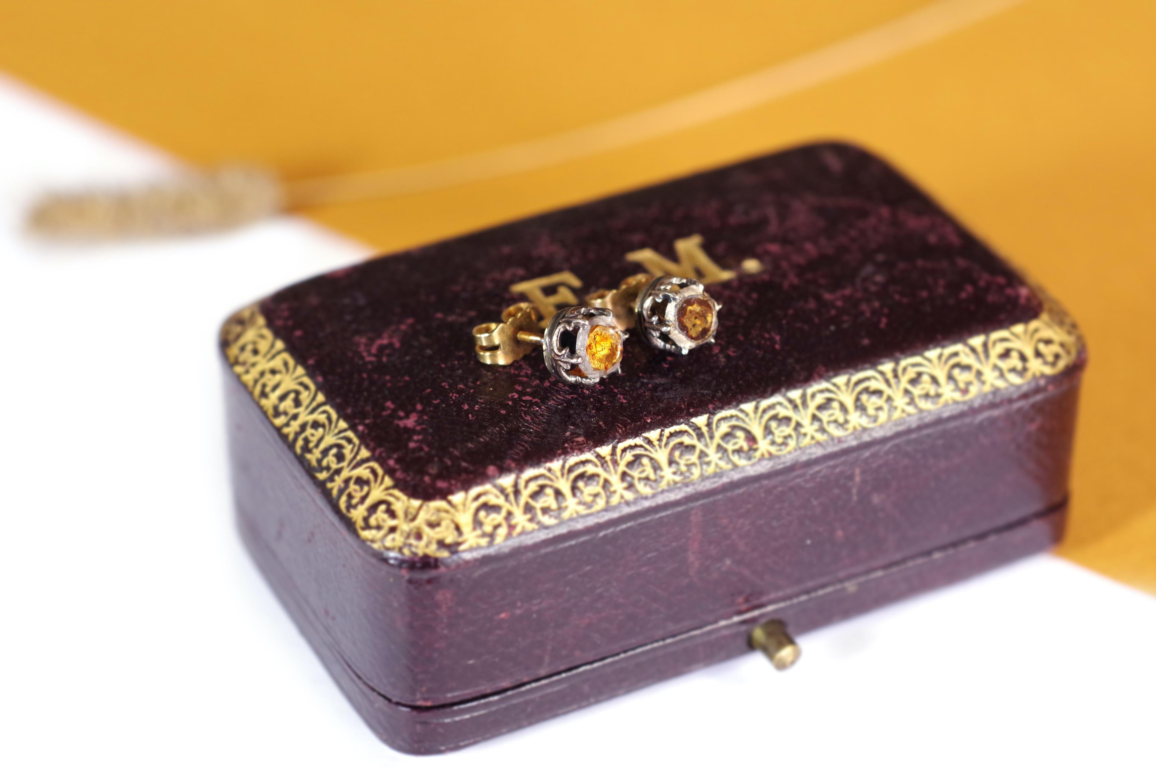 Georgianische Foiled-Diamant-Ohrstecker aus Gold und Silber, 18. Jahrhundert im Angebot 1