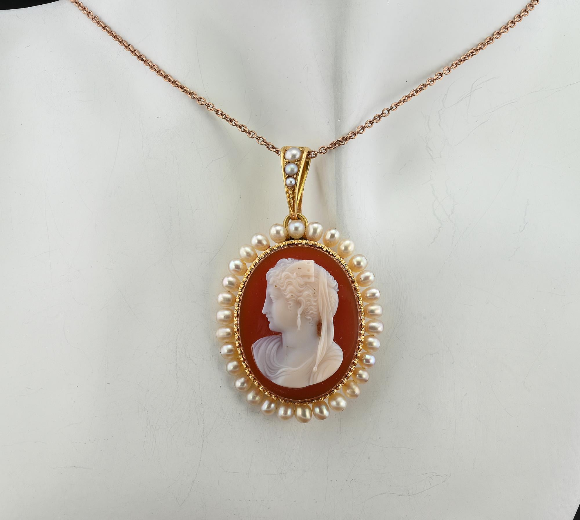 Pendentif Géorgien Français Cornaline Camée Perle 18 Kt en vente 3