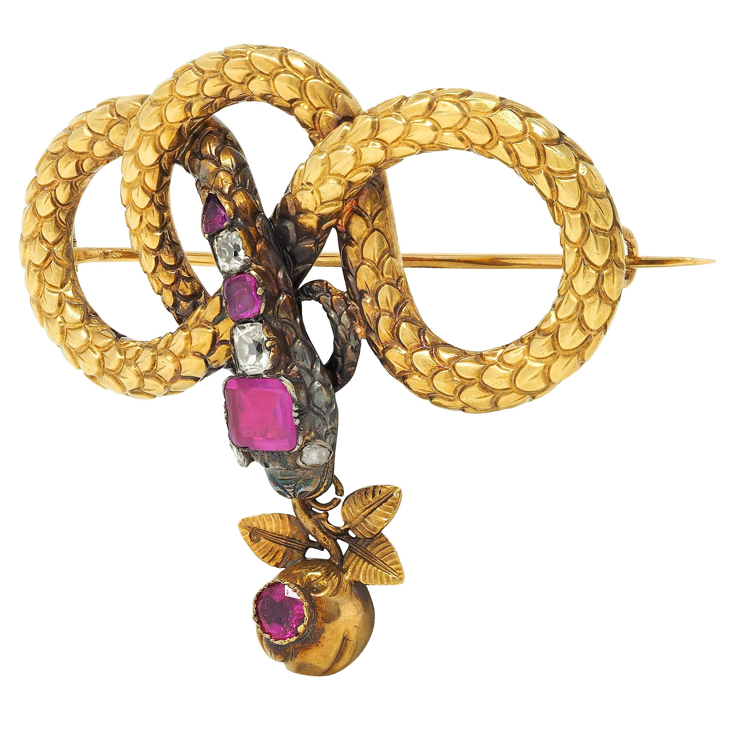 Broche georgiano francés de oro amarillo de 18 quilates con diamantes y rubíes Antiguo nudo de serpiente en Excelente estado para la venta en Philadelphia, PA