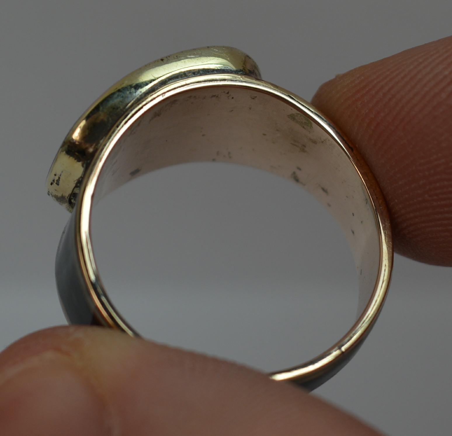 Women's or Men's Georgian Garnet Foiled Cabochon and Full Enamel Mourning Signet Ring