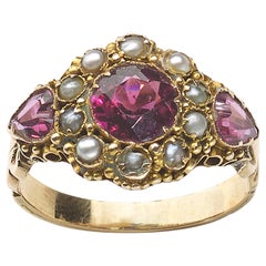 Georgian Garnet Pearl and Gold Ring, circa 1830