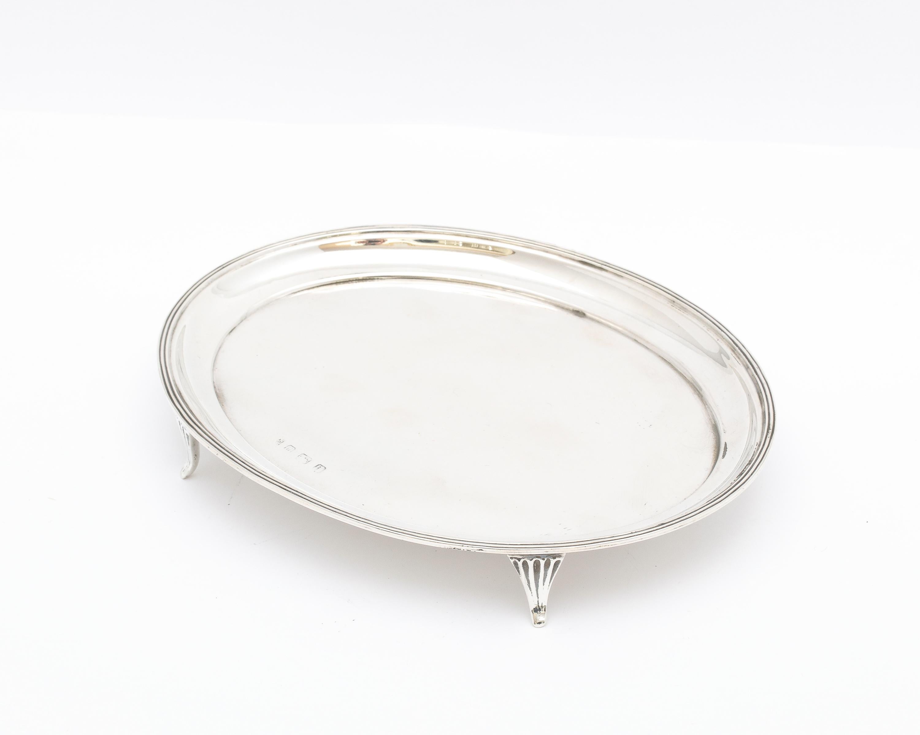Georgian 'George II', Style Sterling Silver Salver/Platter For Sale 6