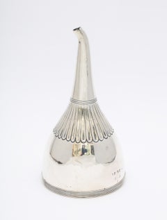 Entonnoir à vin géorgien en argent sterling "George III -1779" par Crispin Fuller