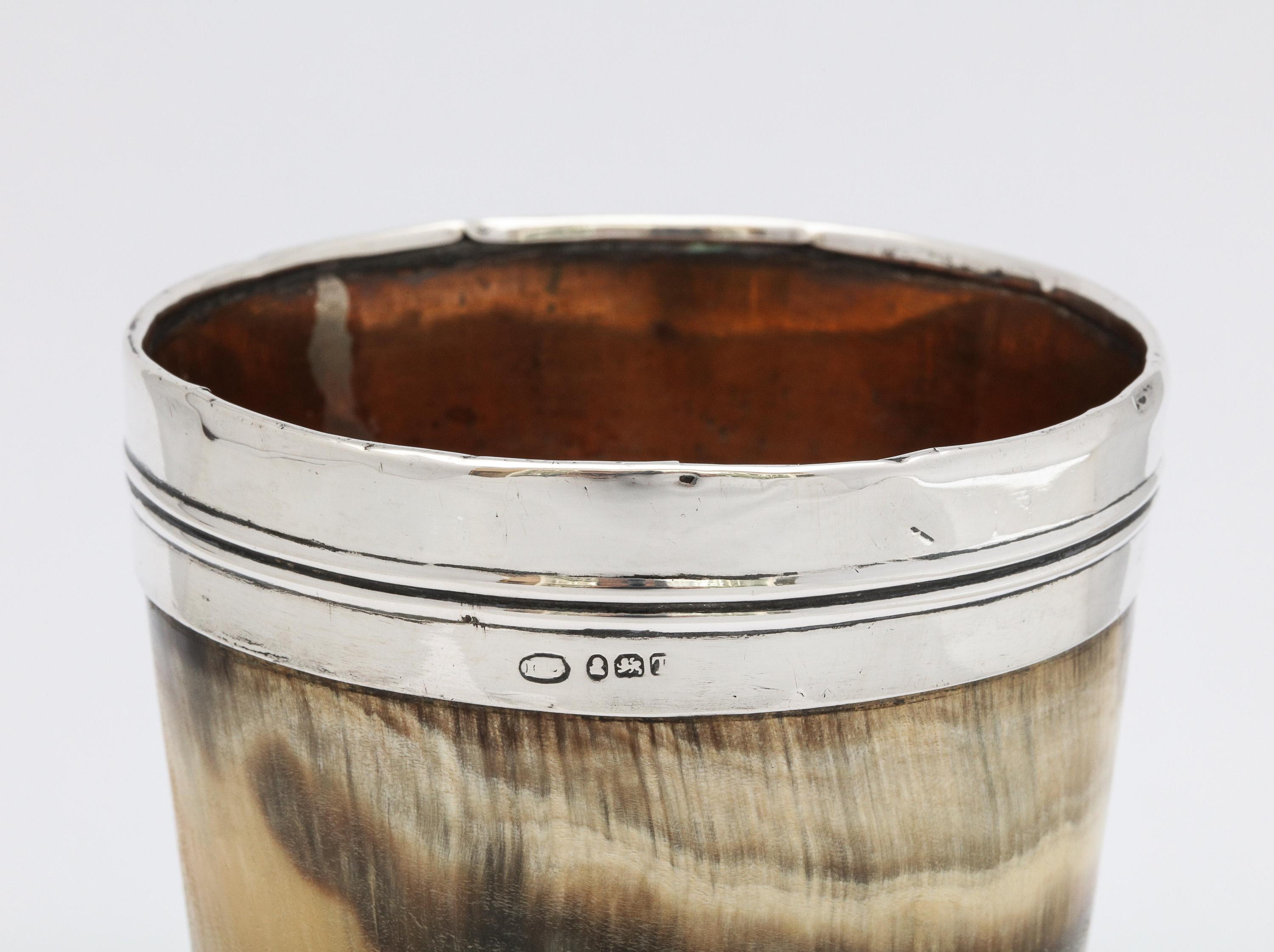 Georgian 'George III' Sterling Silver-Mounted Horn Cup In Good Condition In New York, NY