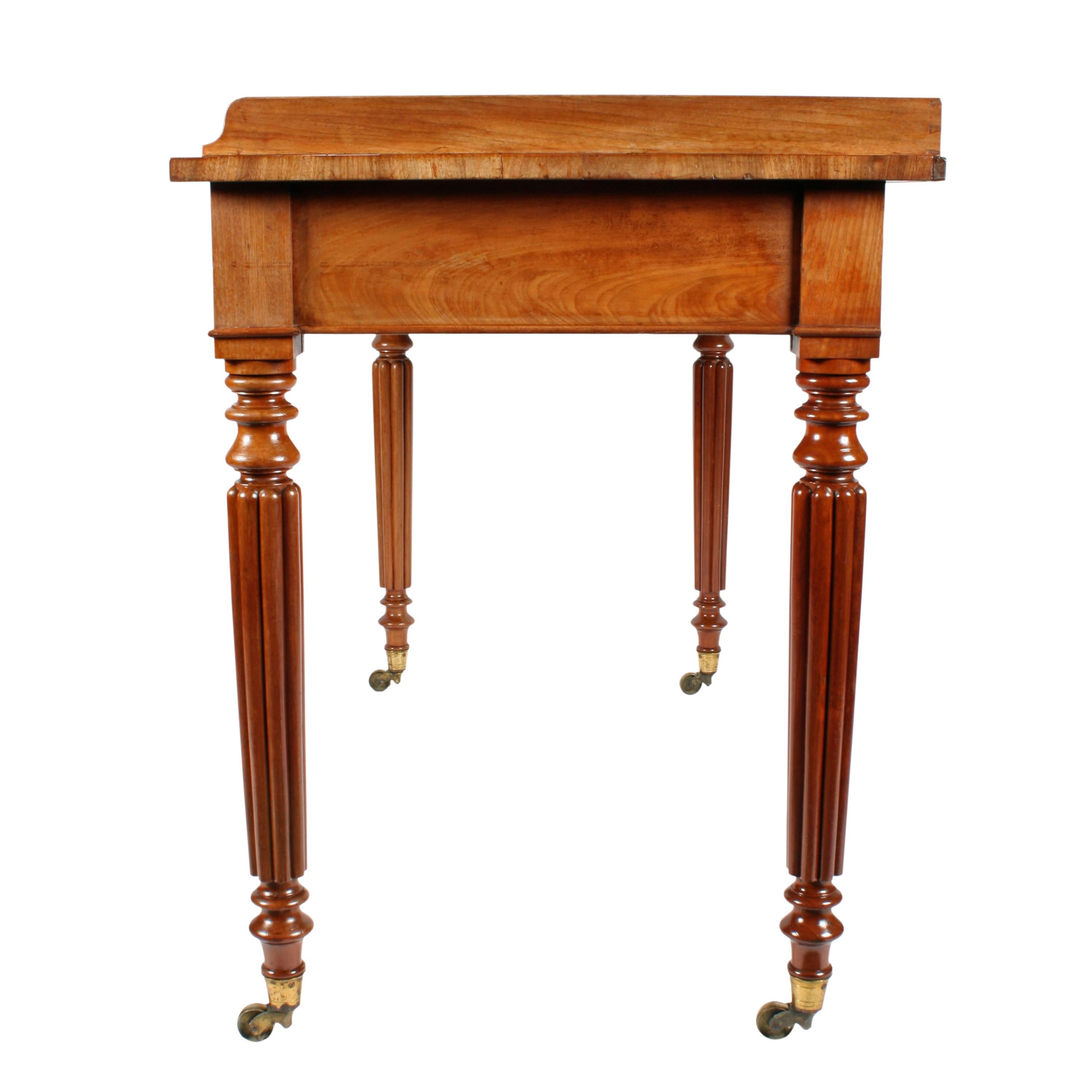 Early 19th Century Georgian 'Gillows' Design Side Table