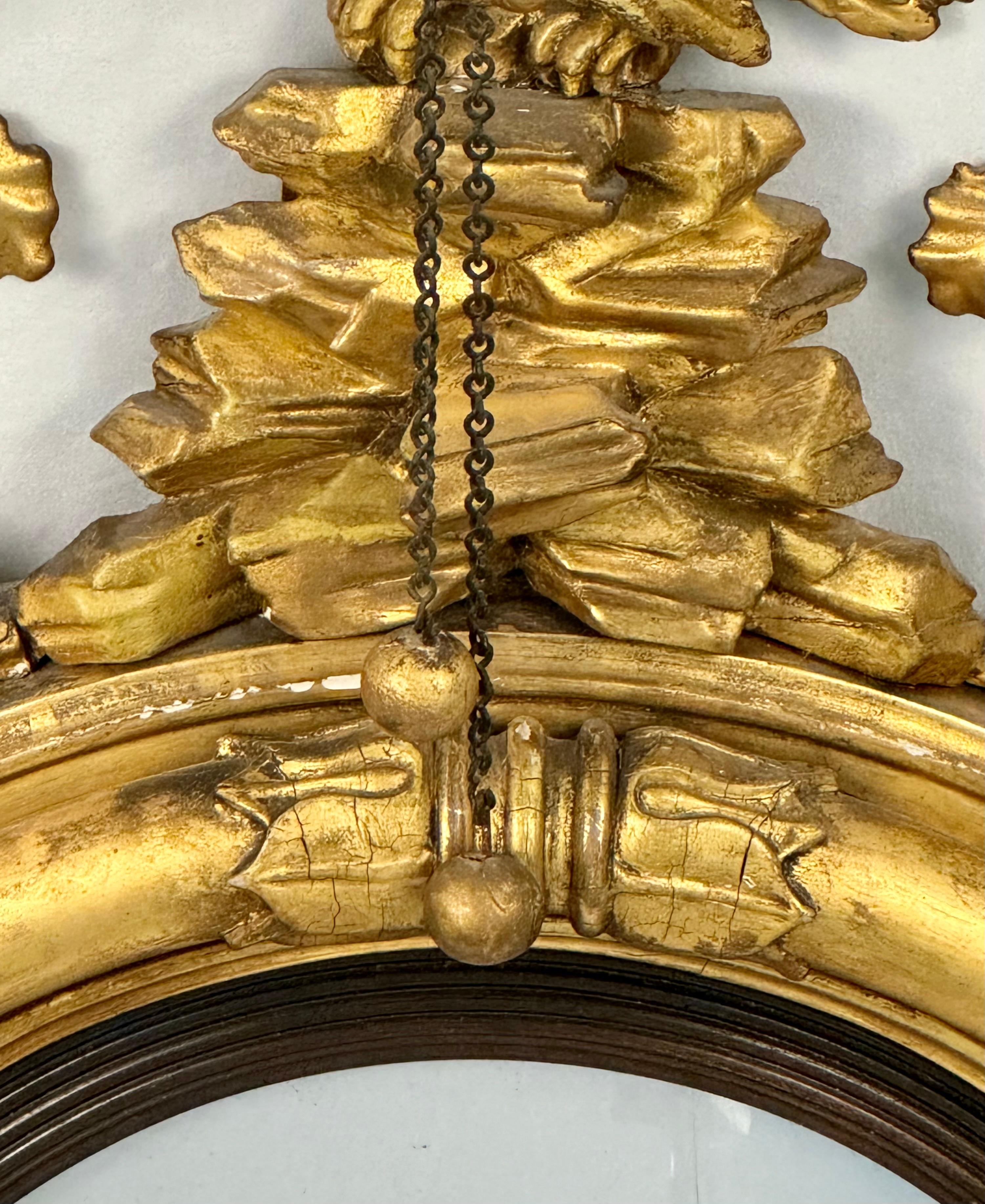 Konvexer Spiegel aus georgischem Giltwood mit Adler im Zustand „Gut“ im Angebot in Bradenton, FL