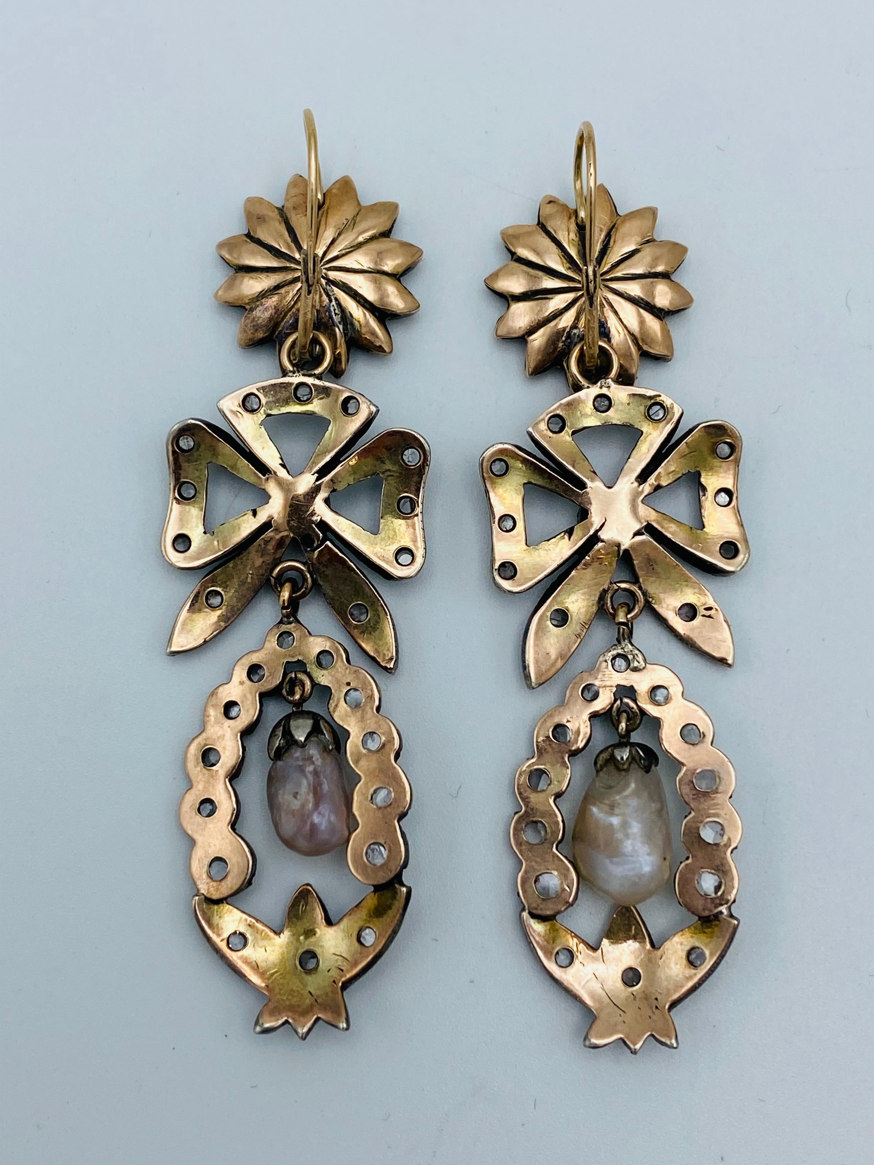 Pendientes Georgianos de Oro y Plata, Diamantes talla rosa y Perla Día y Noche en venta 2