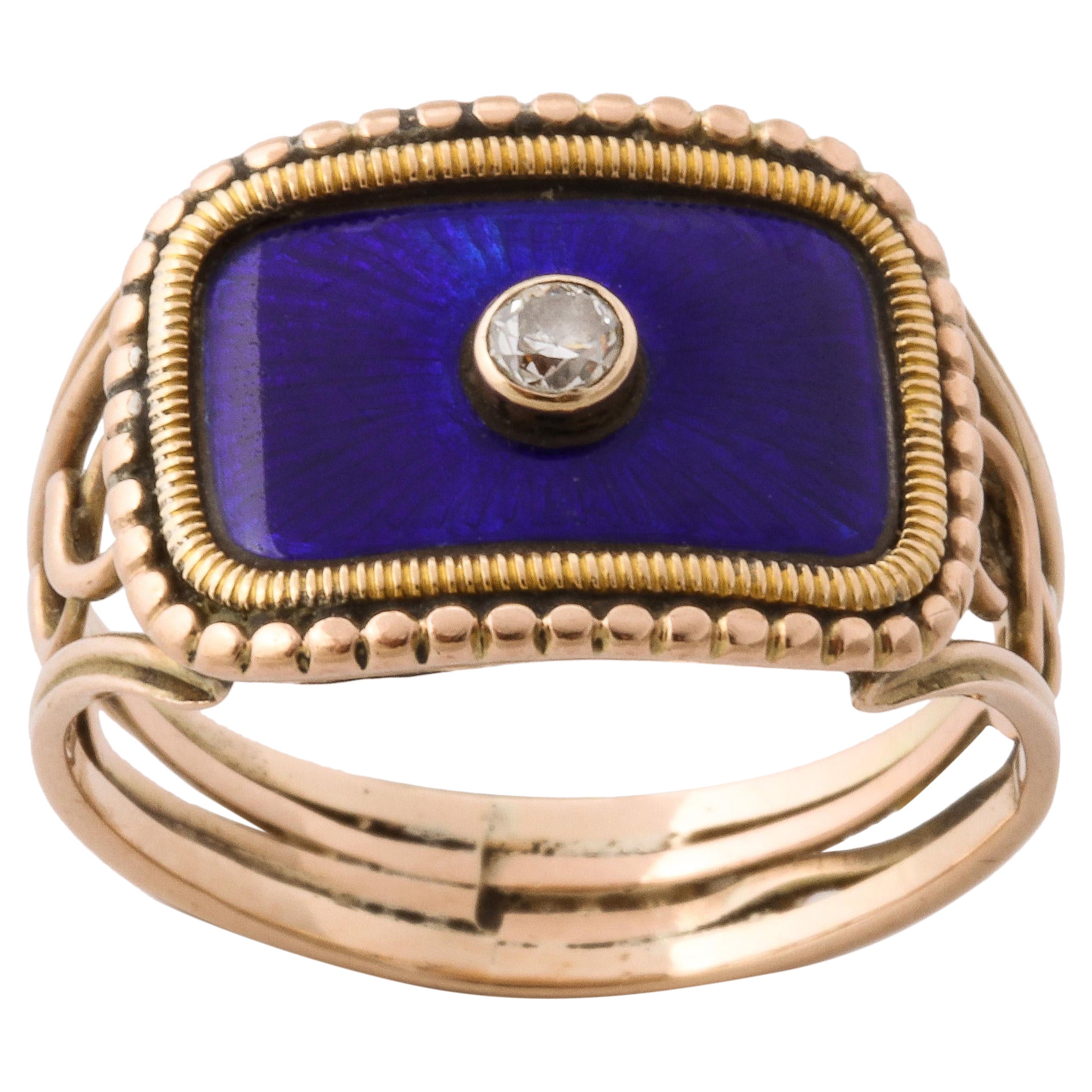 Bague géorgienne ancienne mine émaillée guillochée en or