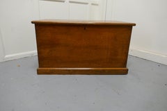 Georgian Golden Finish Oak, Pine Blanket Chest