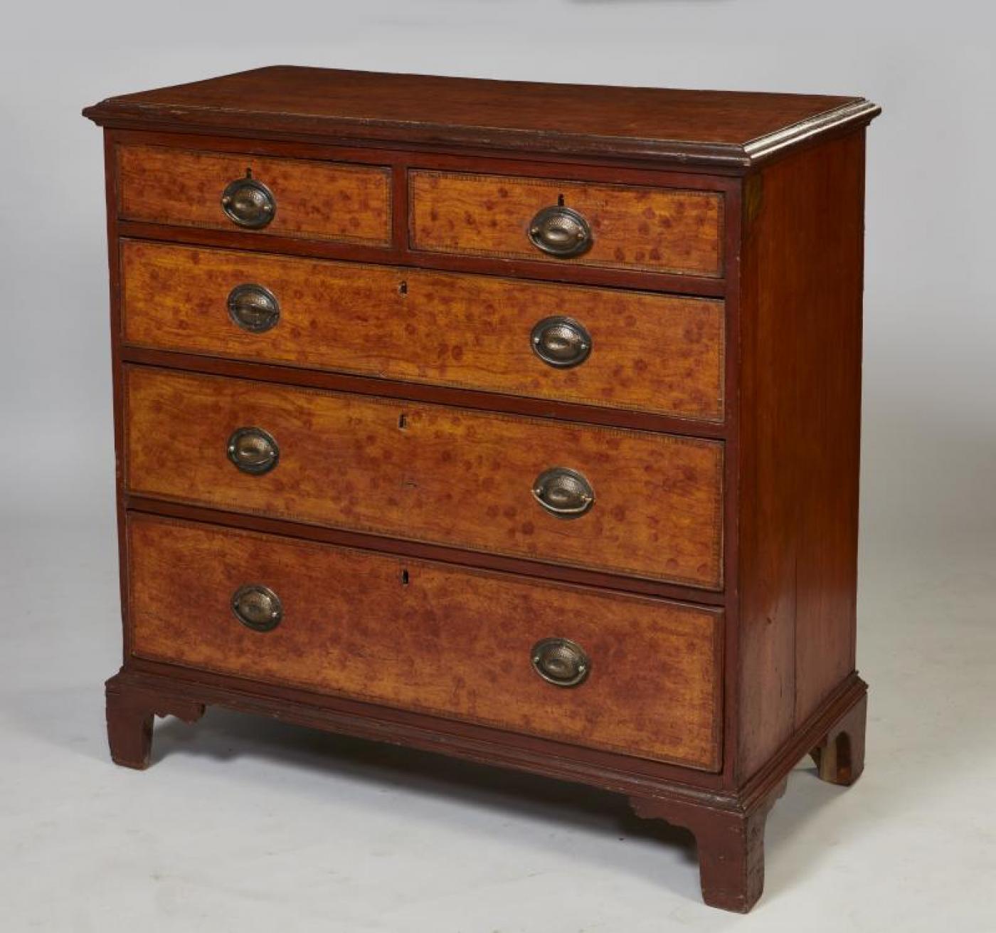 British Georgian Grain Painted Chest of Drawers For Sale
