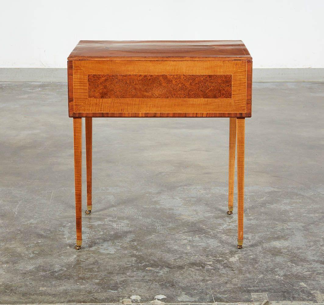 Georgianischer Harewood-Pembroke-Tisch im Angebot 6