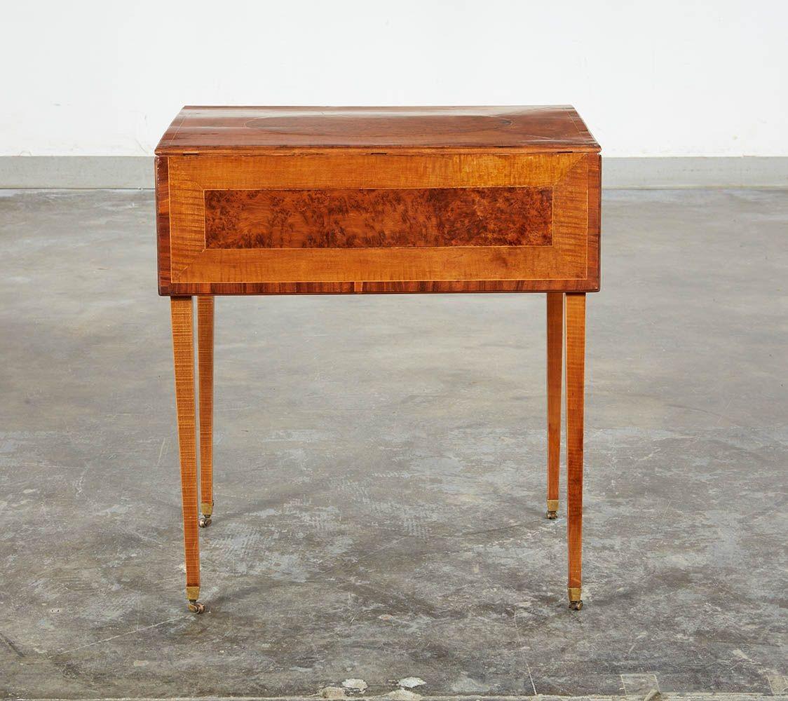 Georgianischer Harewood-Pembroke-Tisch im Zustand „Gut“ im Angebot in Greenwich, CT
